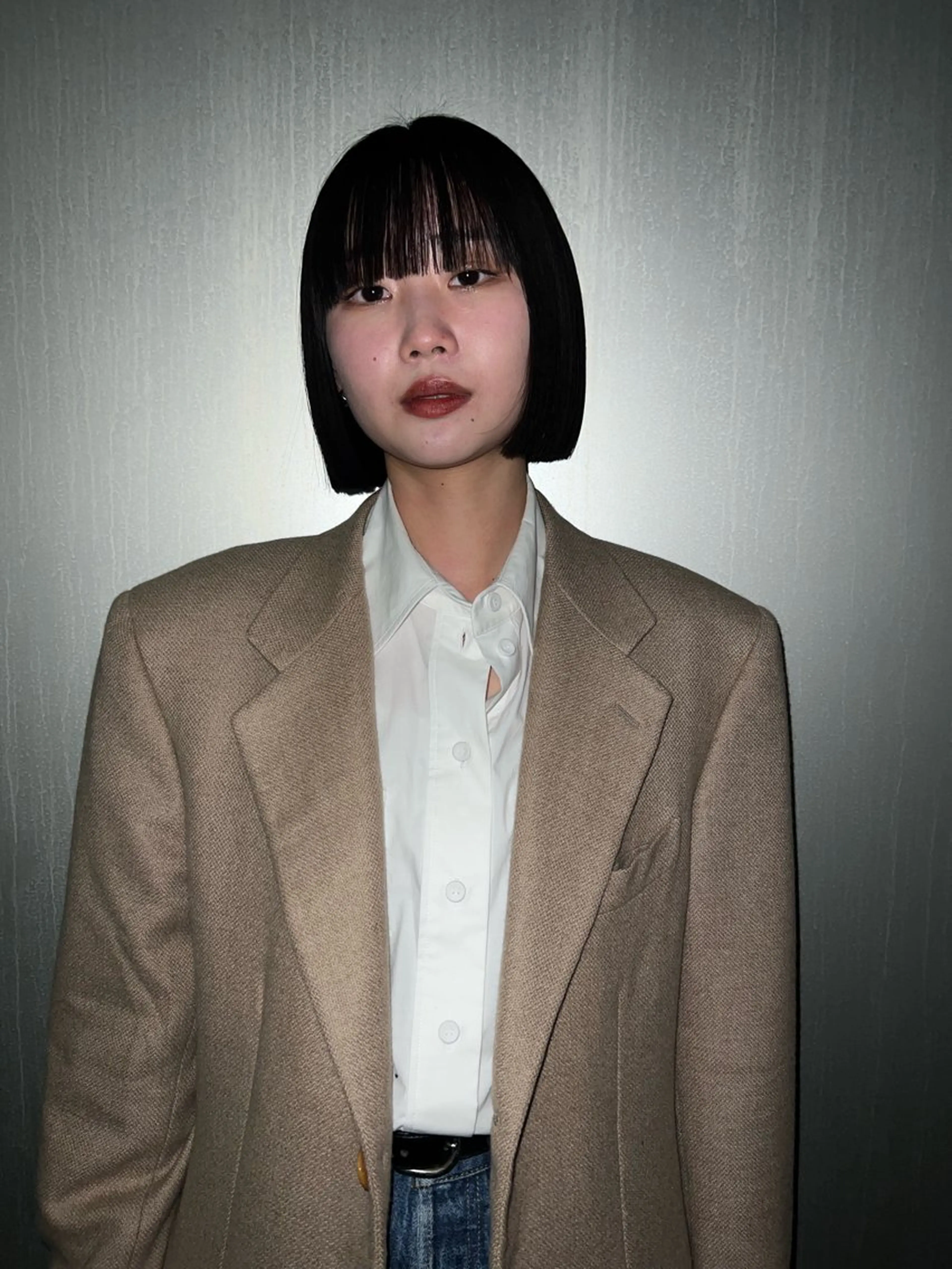 ミディアム レイヤー/ 透明感SHIMAのヘアスタイル