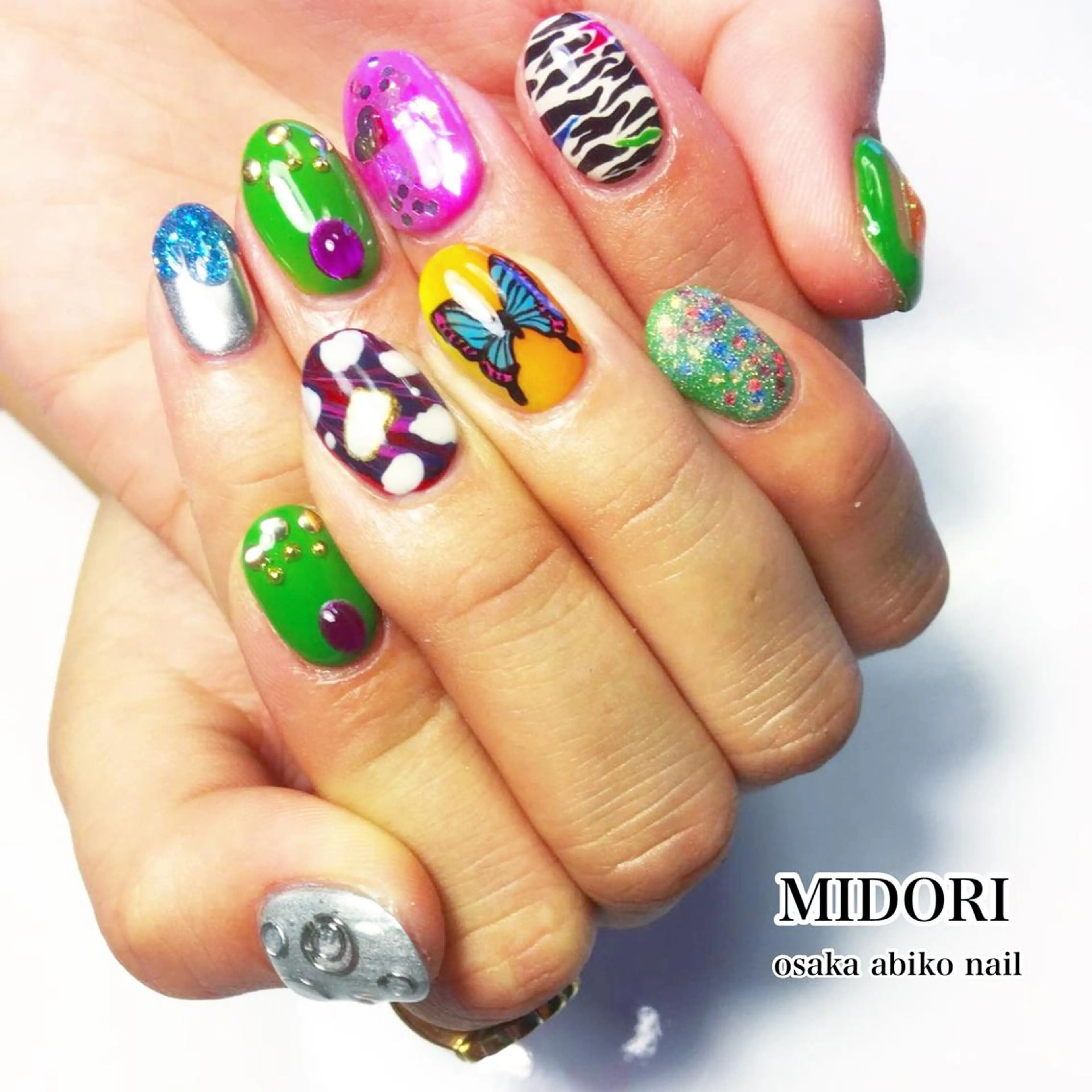 ネイル ハンドネイル 中村 翠のネイルデザイン