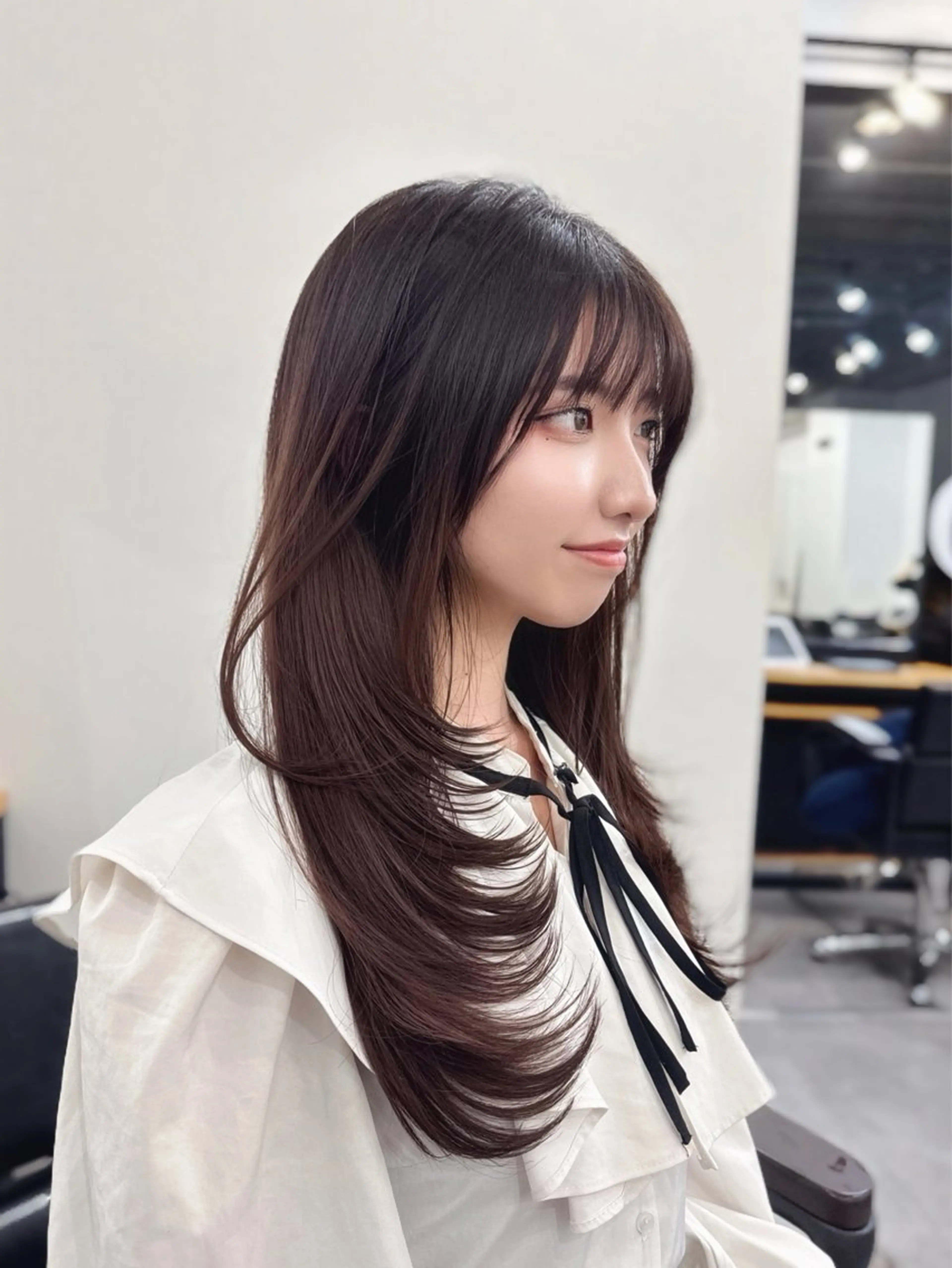 ロング kiti SAKAE所属・福間克徳/顔まわり /レイヤーカットのヘアスタイル