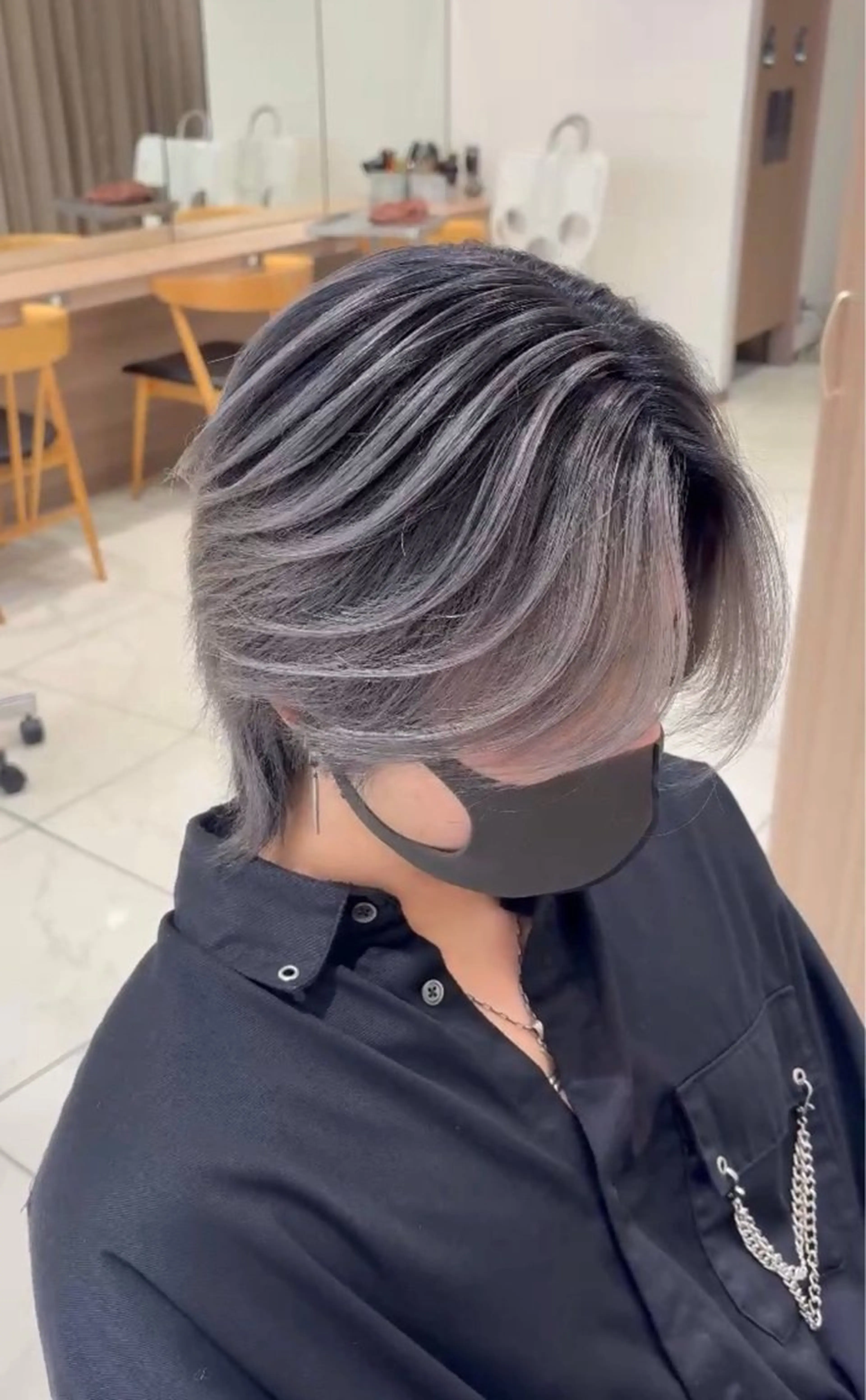 ショート カラー メンズ メンズバレイヤージュ メンズブリーチ バレイヤージュ ブリーチ デザインカラー カット ヘアカラー ブリーチ/パーマ 縮毛/レイヤーaoiのヘアスタイル