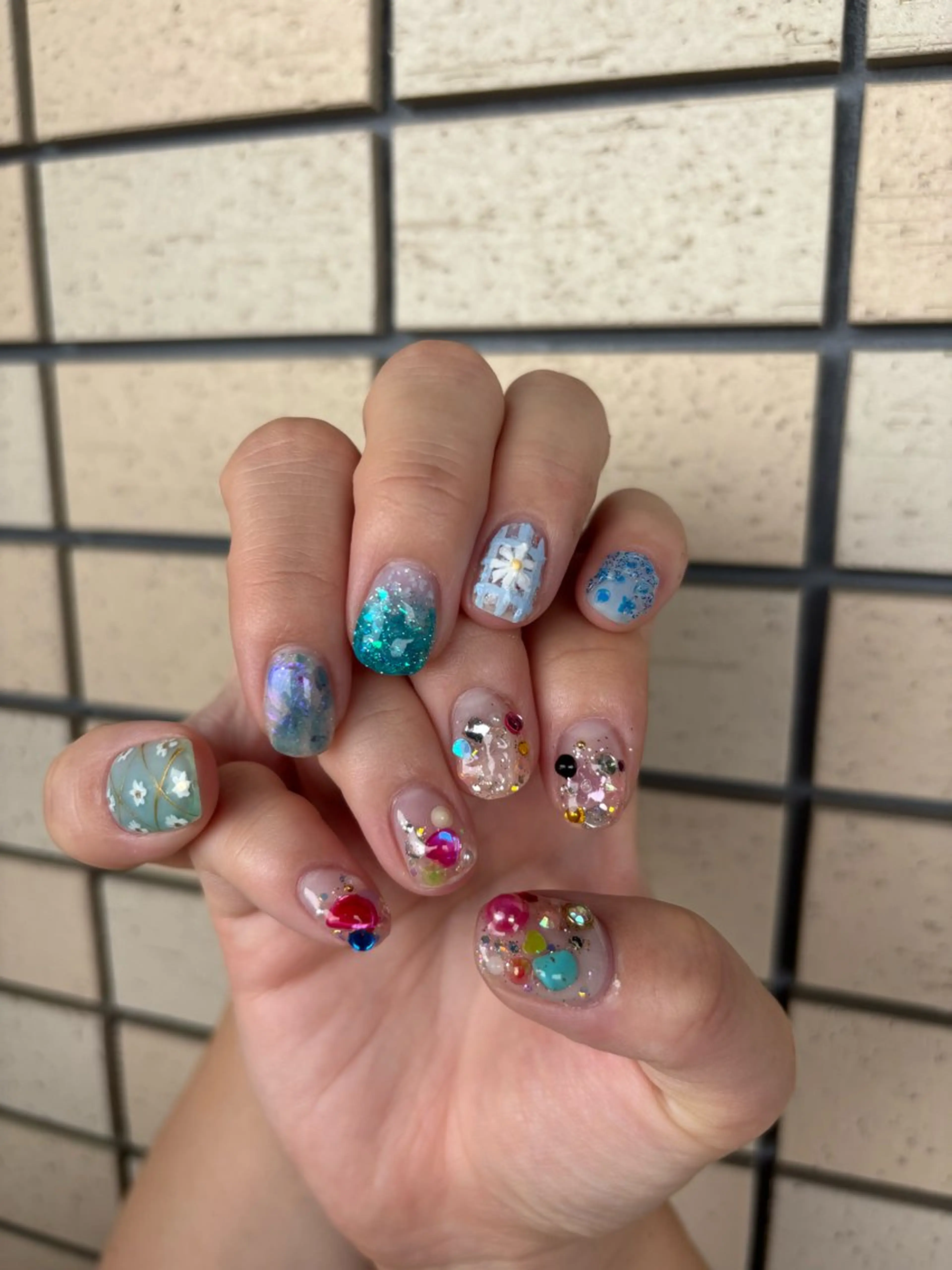 5000円🎉【オフ込み】時間内パーツ乗せ放題🍓💎🥝💎🍓💎🥝キャンペーン価格 持ち込みデザイン/痛ネイルの写真