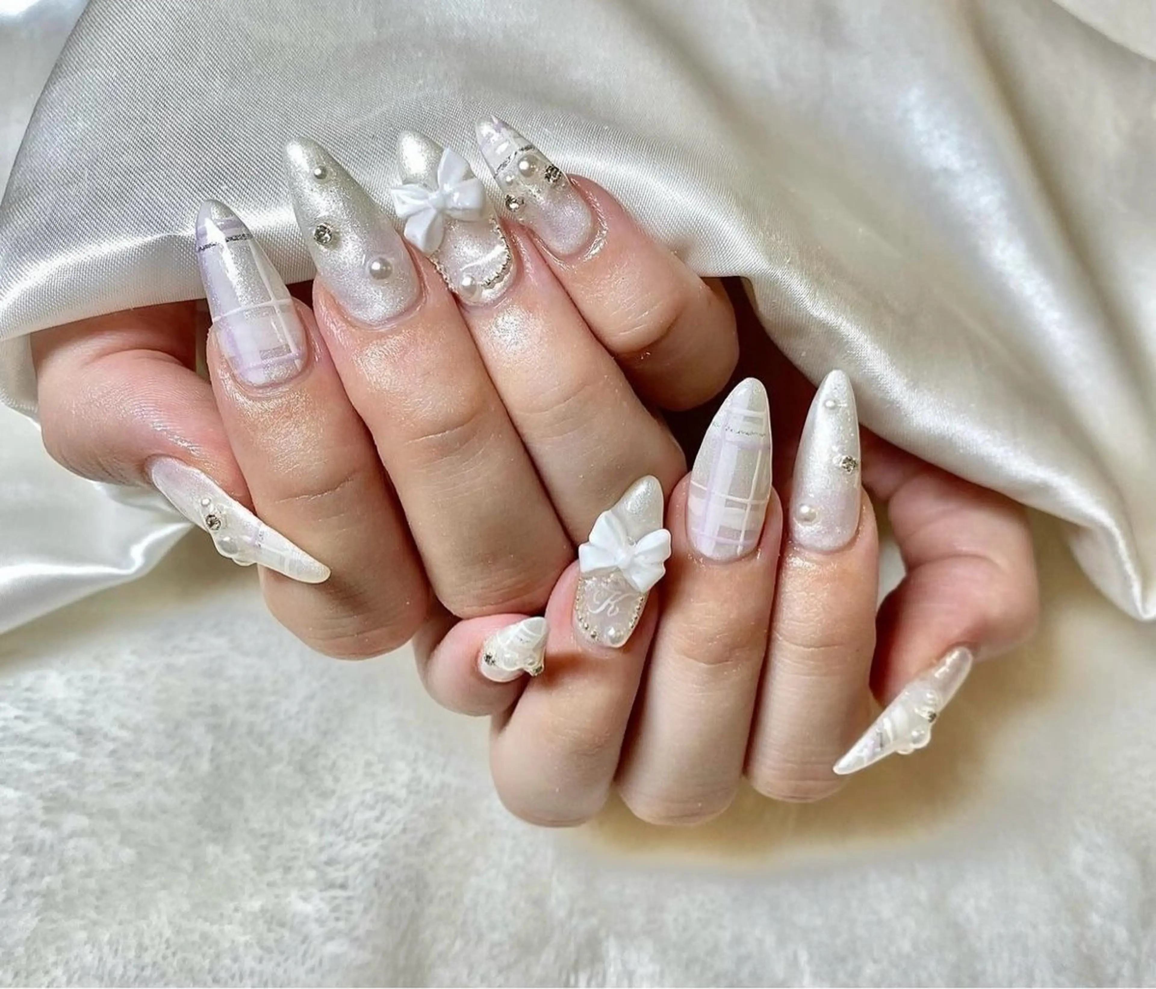 ネイル 大塚眉毛|ハンドケア |肌管理の眉毛・アイブロウイメージ