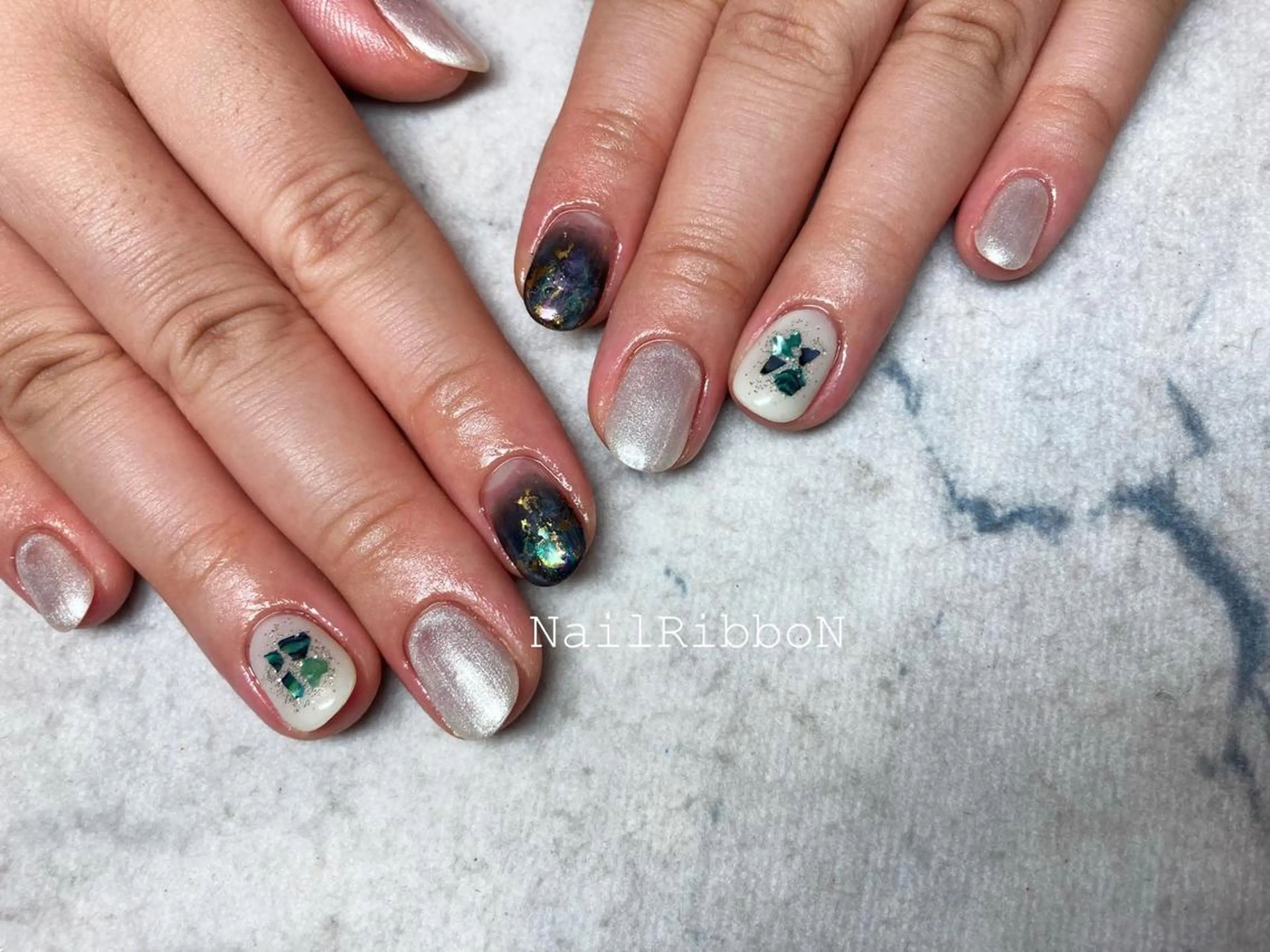 ネイル SWAMP nails所属・🎀ネイルサロン RIRI🎀のネイルデザイン