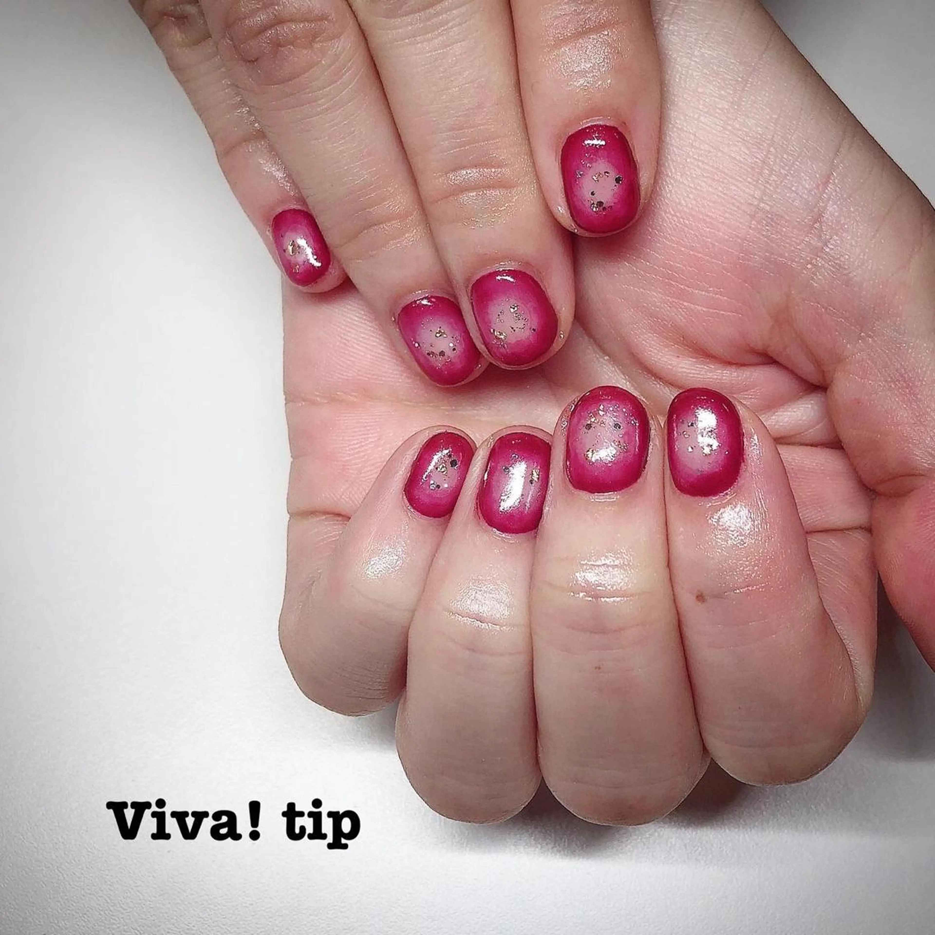 ネイル アートネイル ボルドー カジュアル チークネイル ジェルネイル Viva!tip所属・Viva!tip ビバティップネイルのネイルデザイン