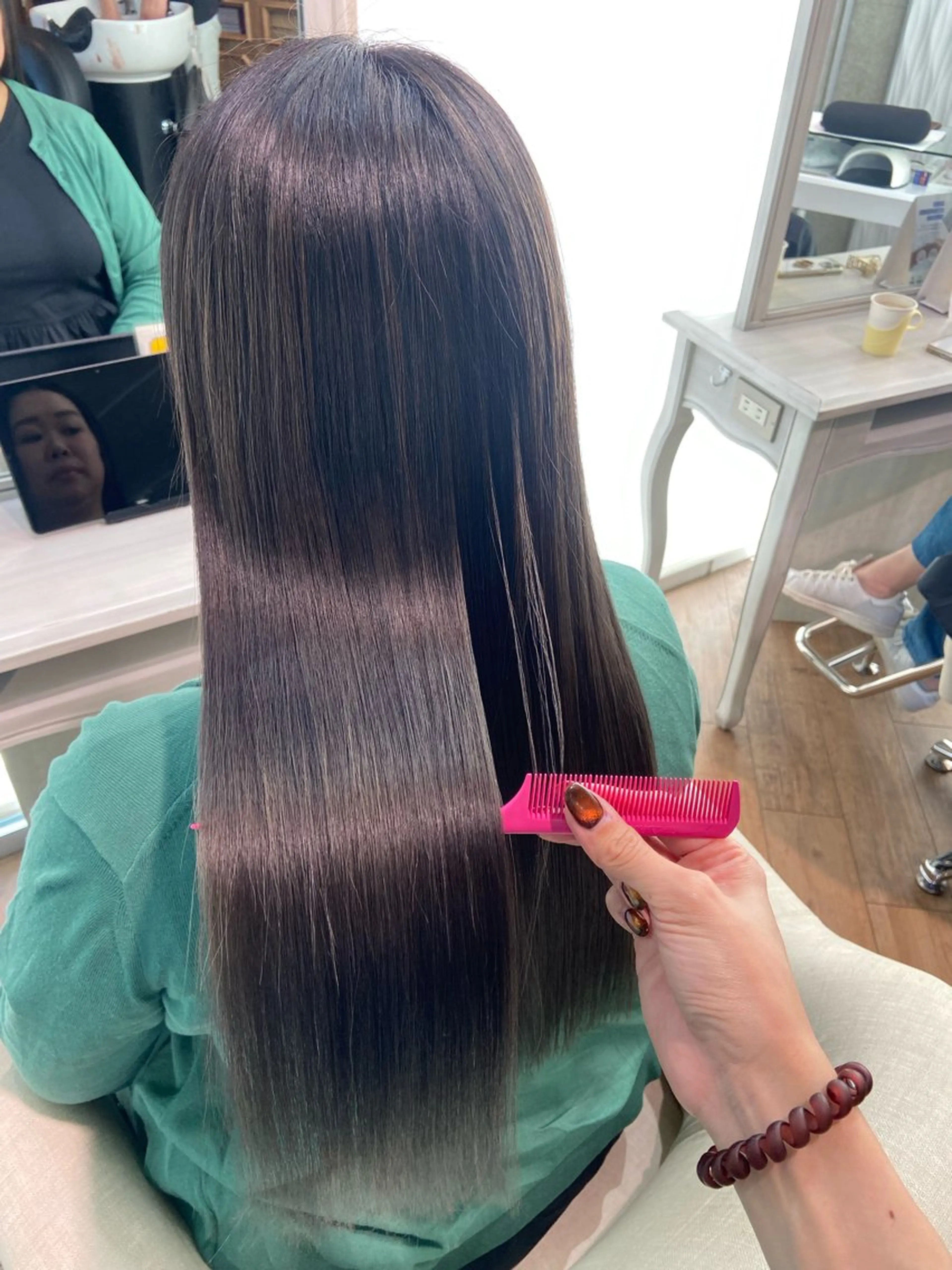 ❤︎カラーしてても出来る酸性ストレートで雨やくせに負けない髪に❤︎💐酸性ストレート&カラー&カット&トリートメント💐の写真