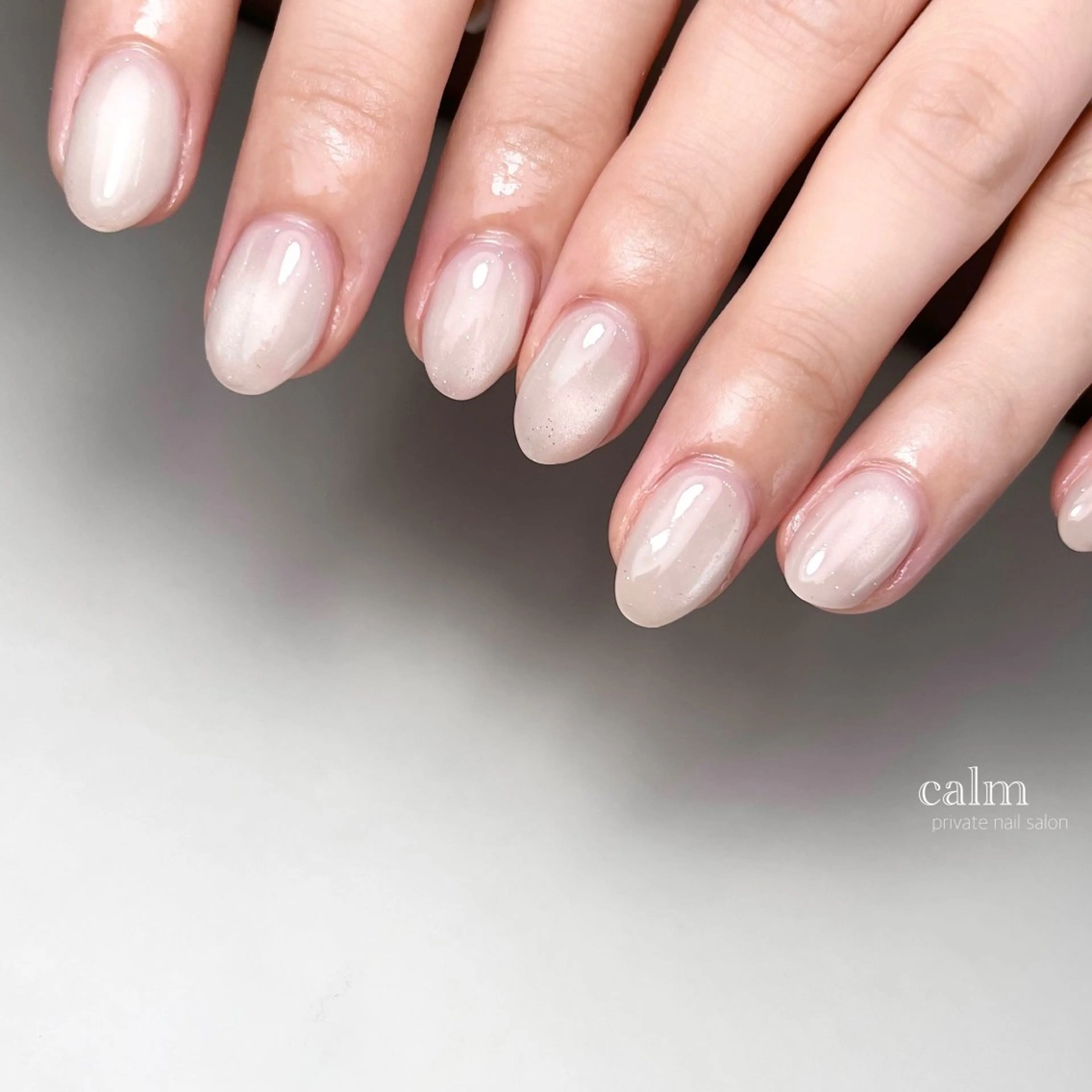 ネイル ハンドネイル calm 〔ｶｰﾑ〕のネイルデザイン