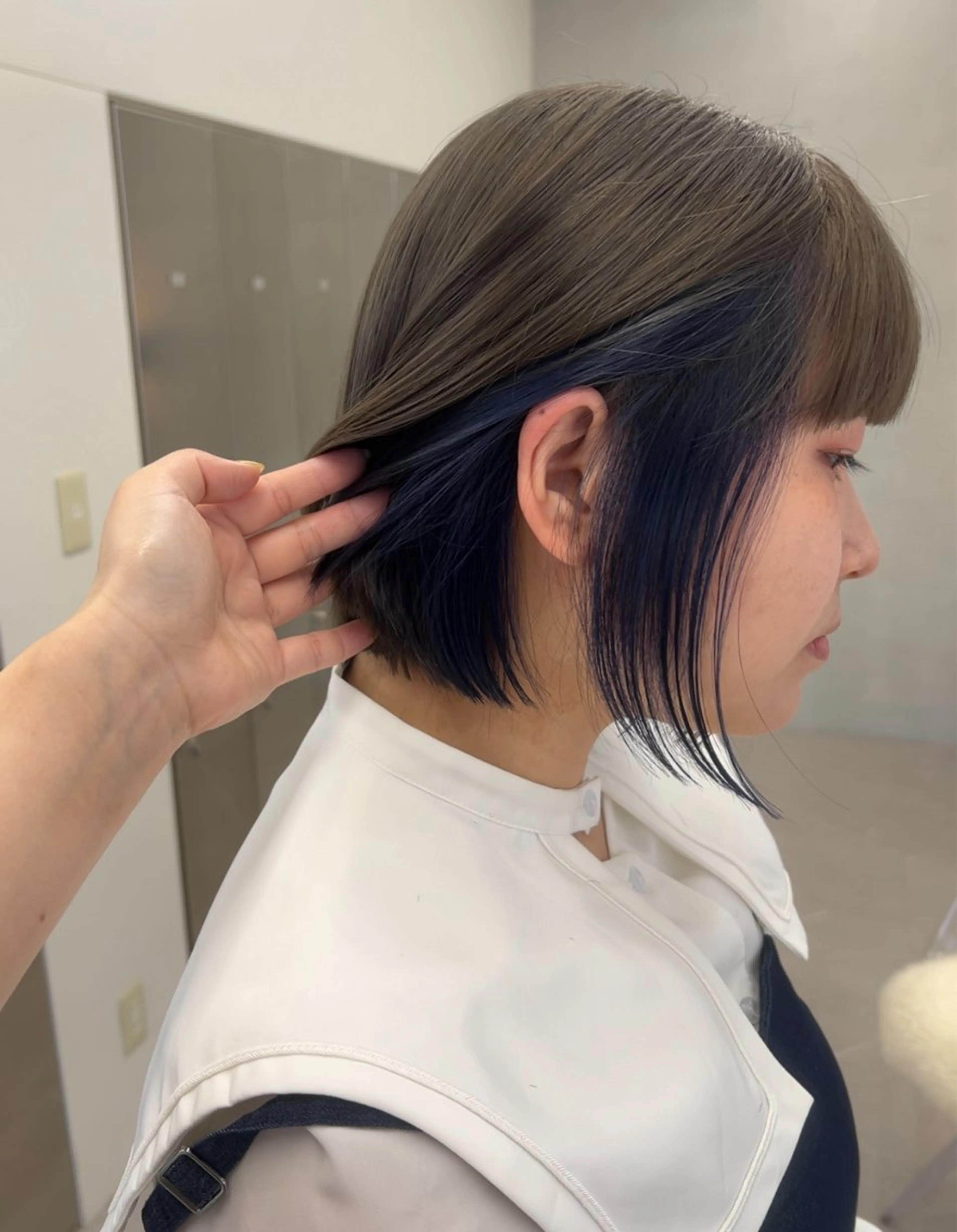 ミディアム カラー 吉田 夢のヘアスタイル