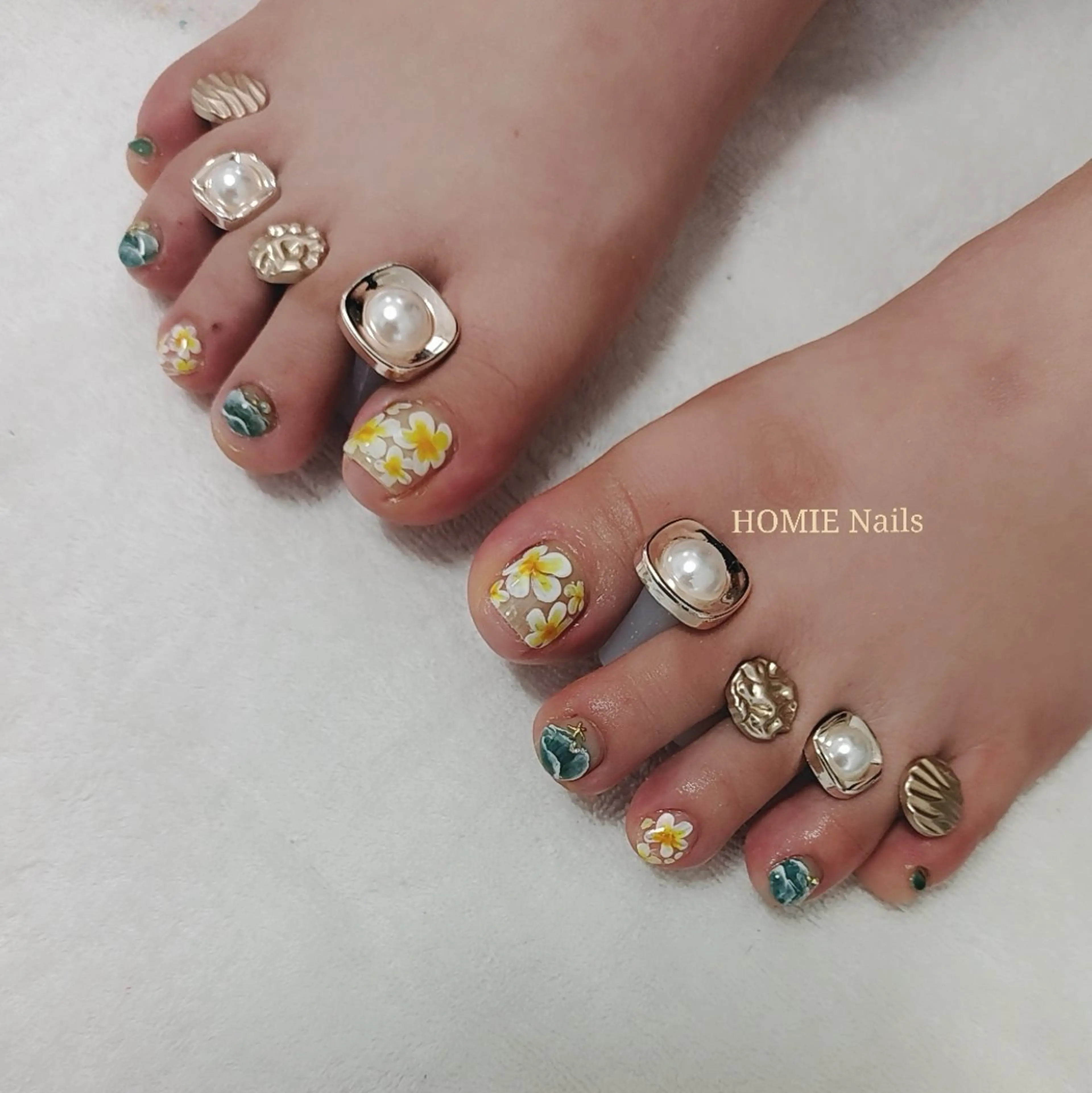 ネイル フットネイル オフザリップパーク Asamiのネイルデザイン