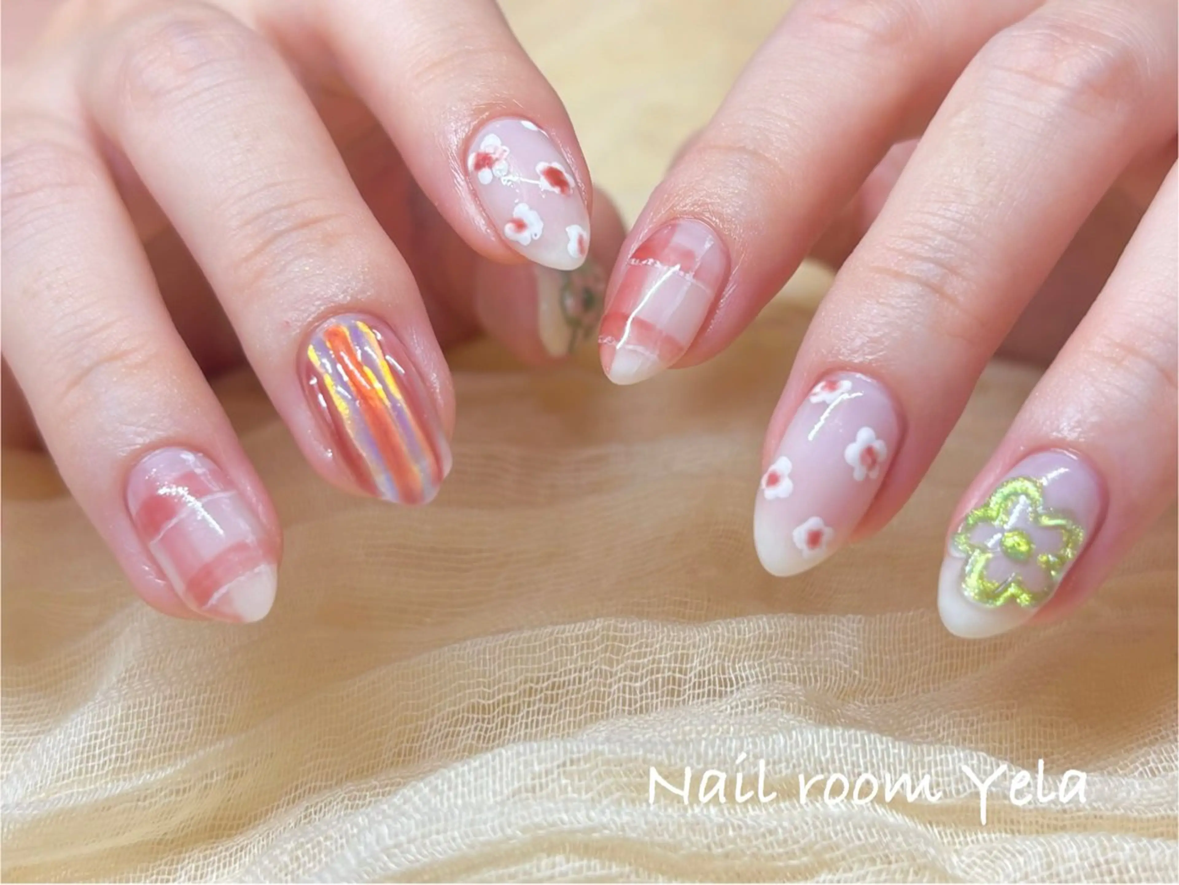 ネイル ハンドネイル yurina ☆のネイルデザイン