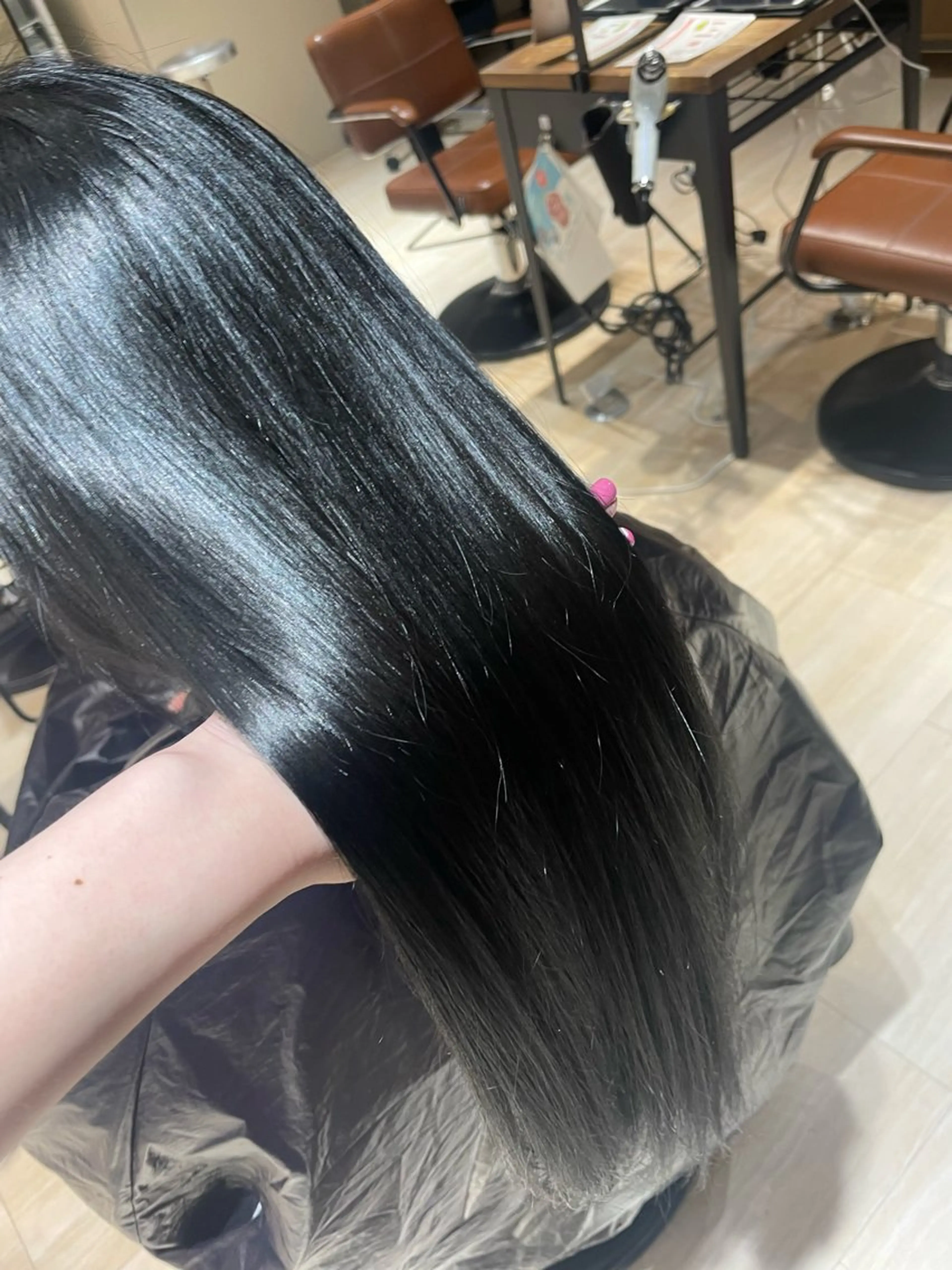 ロング 三宅 志穏のヘアスタイル