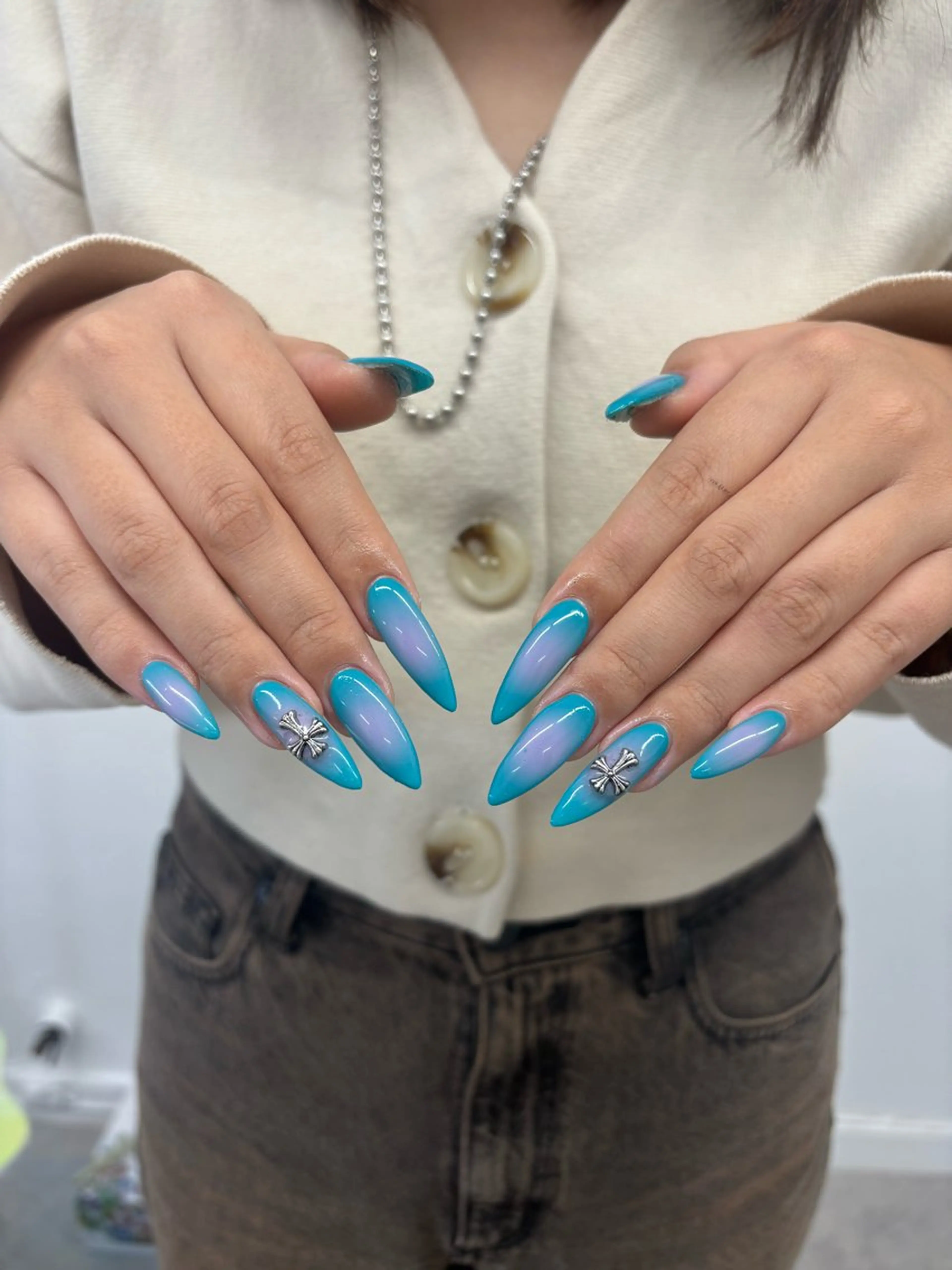 ネイル ハンドネイル yuria 🎀海外ネイル🌺のネイルデザイン