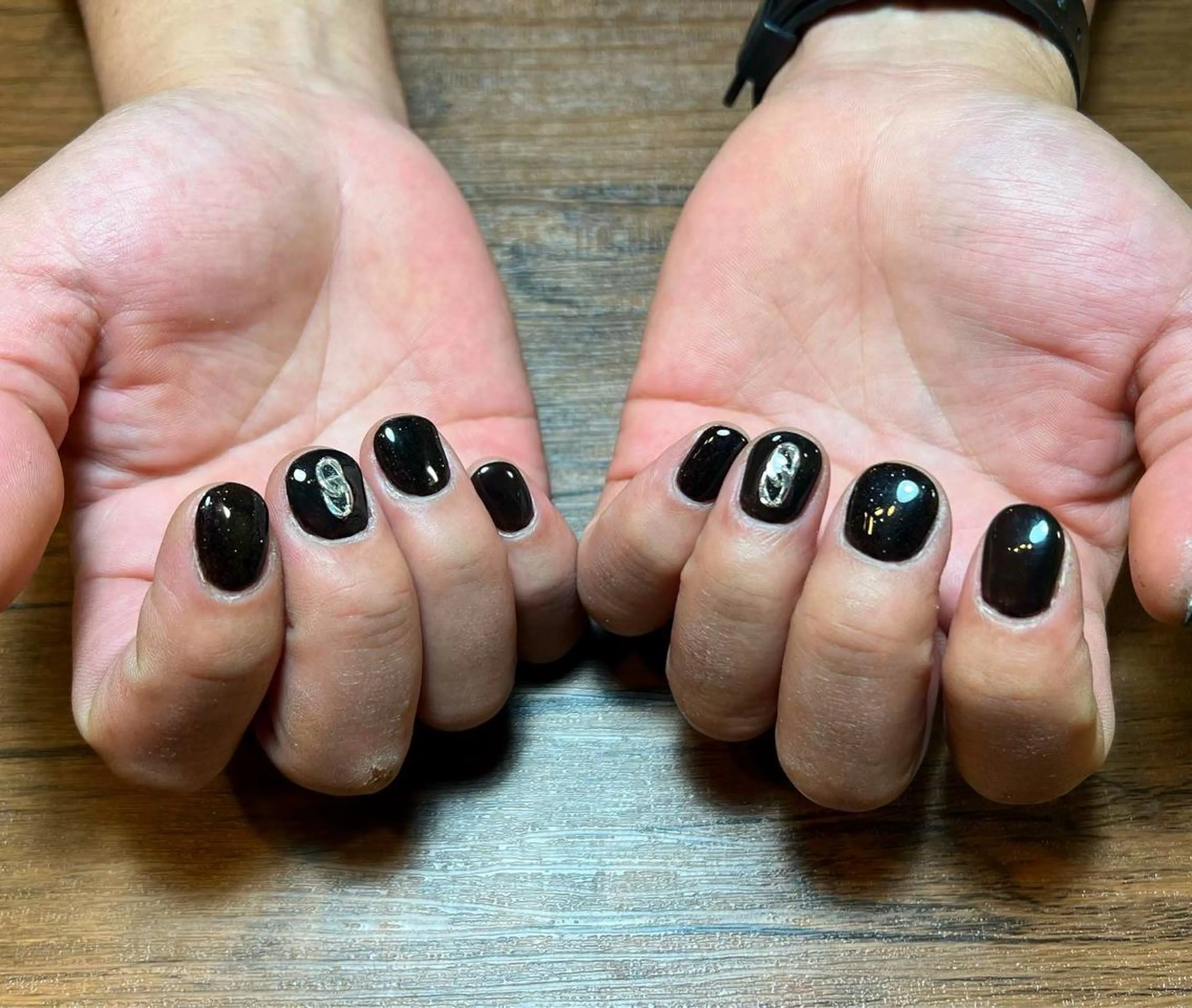 ネイル ハンドネイル HENRIETTA NAILSALONのネイルデザイン