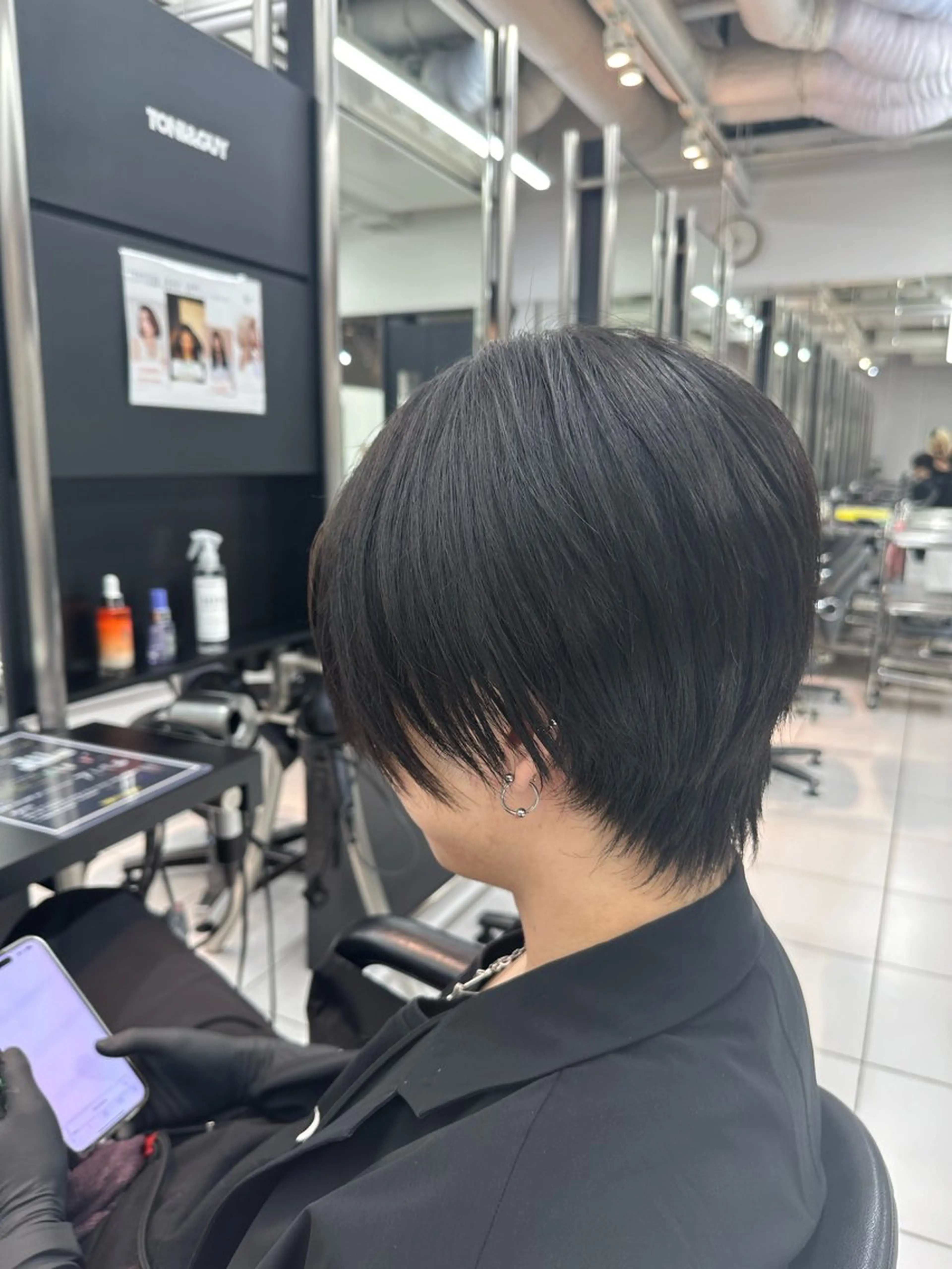 ショート 高橋 沙央のヘアスタイル
