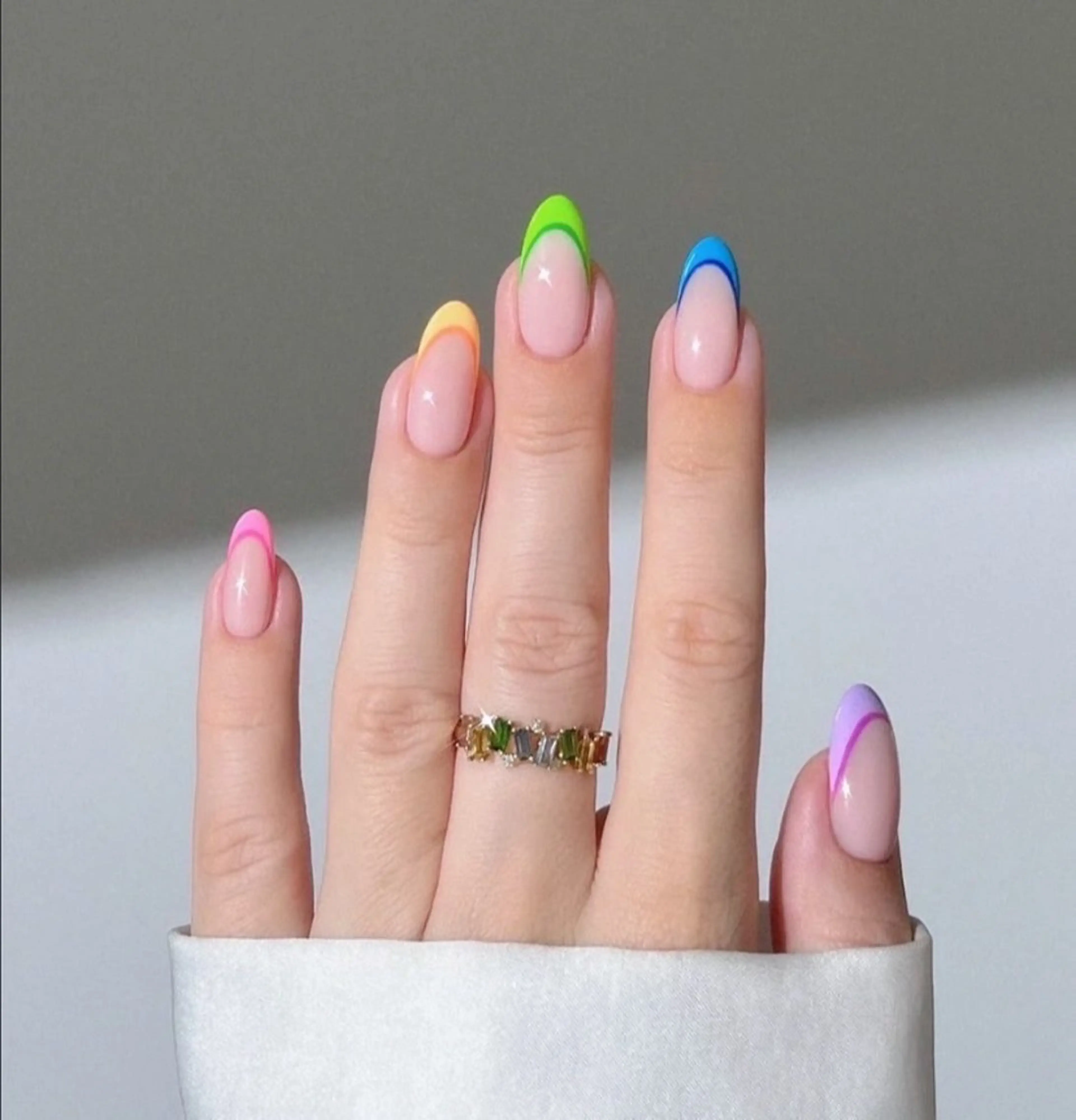 ネイル オーロラネイル フットネイル フレンチネイル ジェルネイル ハート 大門浜松町 ネイルのネイルデザイン