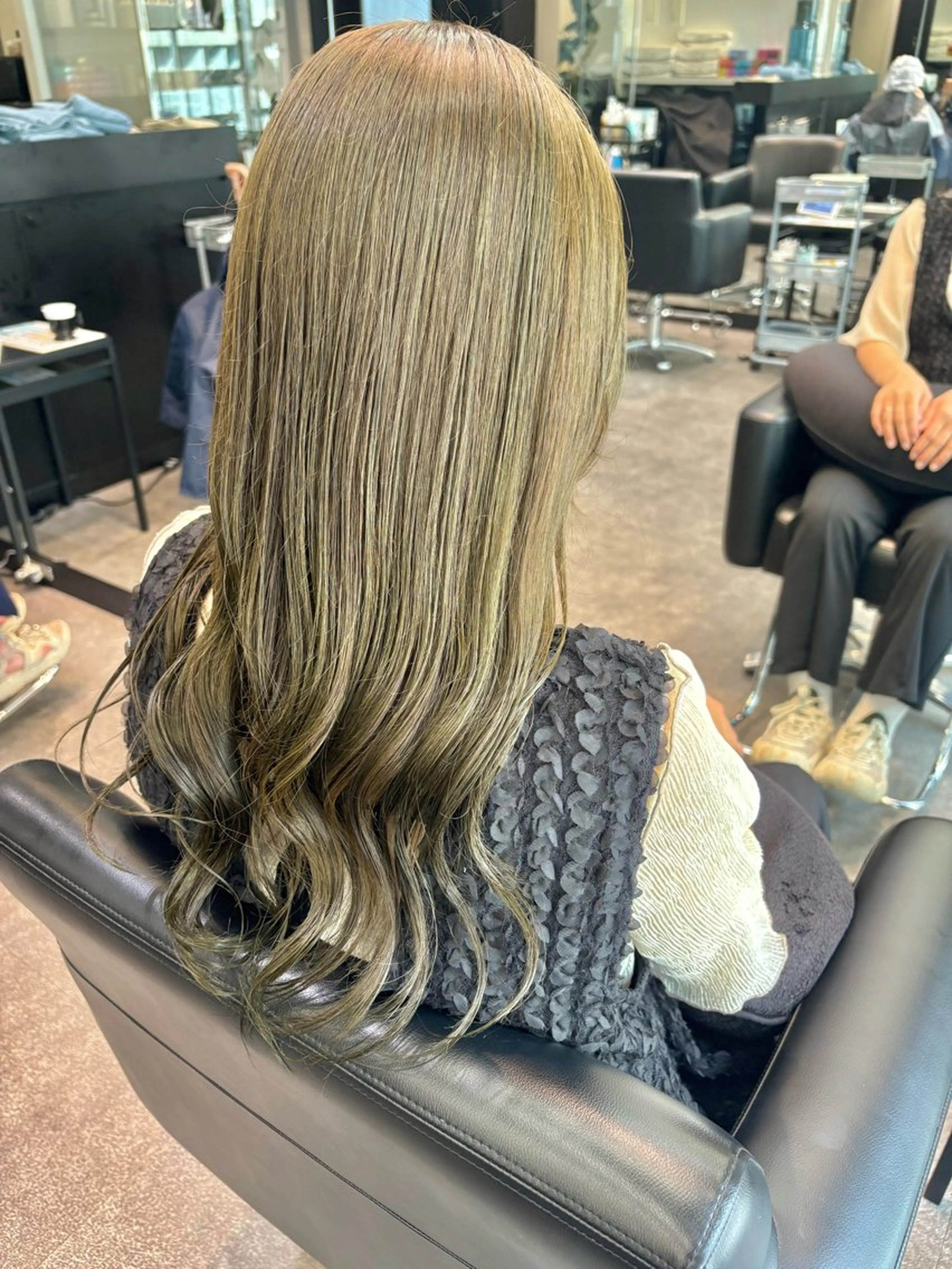 ロング カット ヘアカラー トリートメント ダブルカラー🦖 /髪質改善⚡️しおりのヘアスタイル