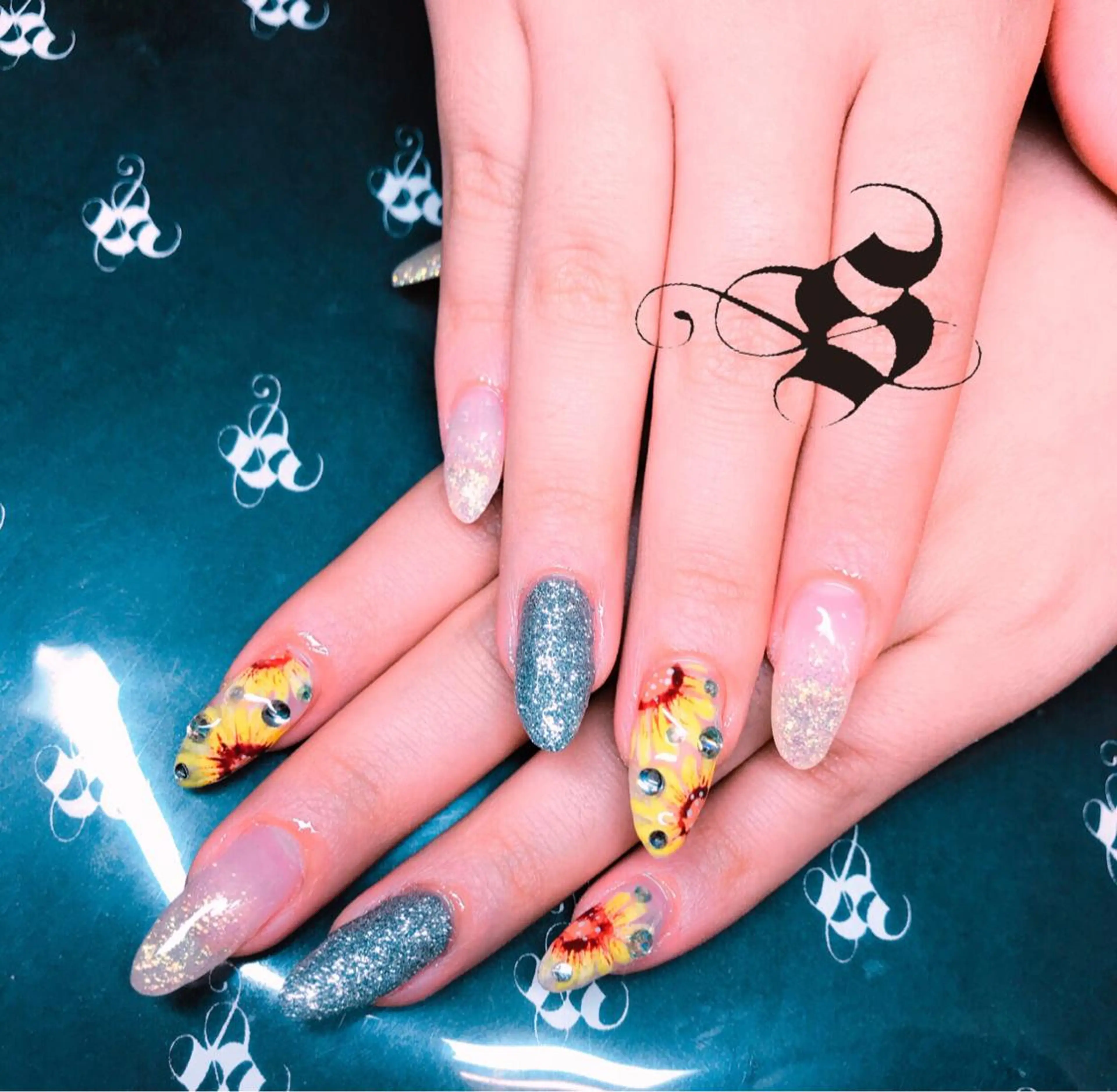 ネイル 長さ出し メンズネイル 持ち込み スカルプネイル ネイルチップ S&S 村田小百合のネイルデザイン