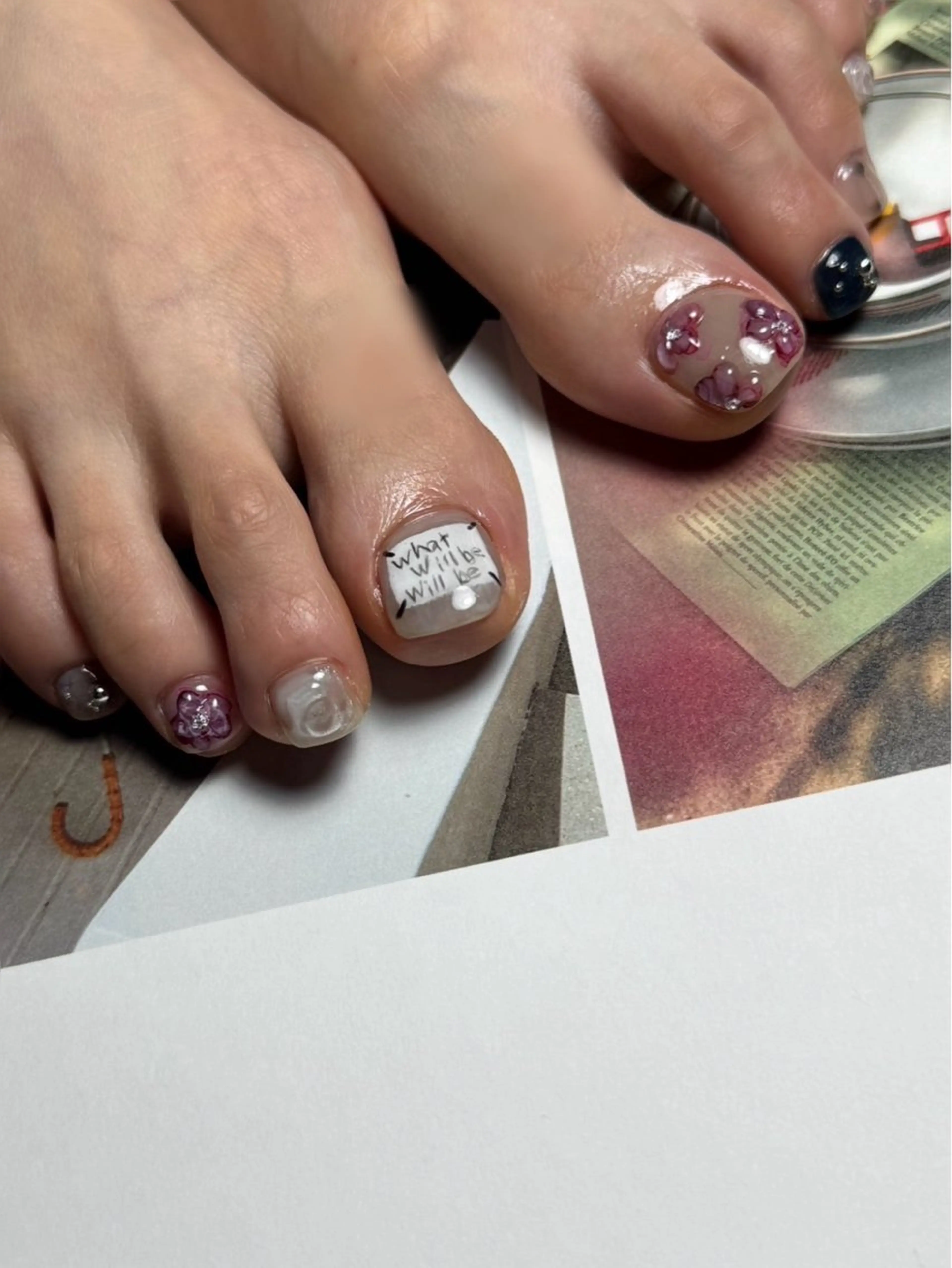 ネイル フラワーネイル フットネイル 春ネイル フットネイル 白日-hakubi nail-のネイルデザイン