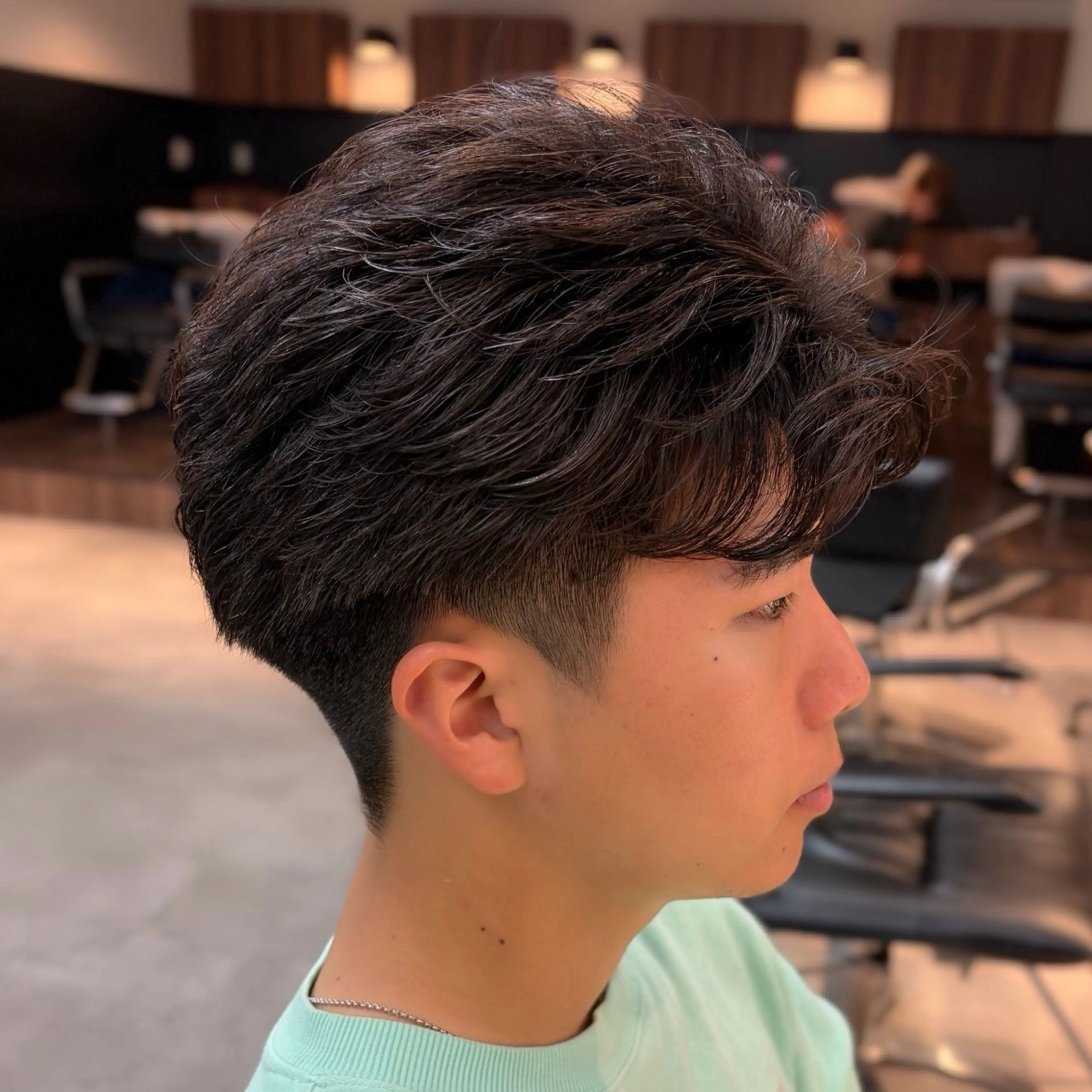 パーマ メンズ フェザーパーマ メンズパーマ カット パーマ 男の理想を叶える🔥 メンズパーマ特化｜関のヘアスタイル