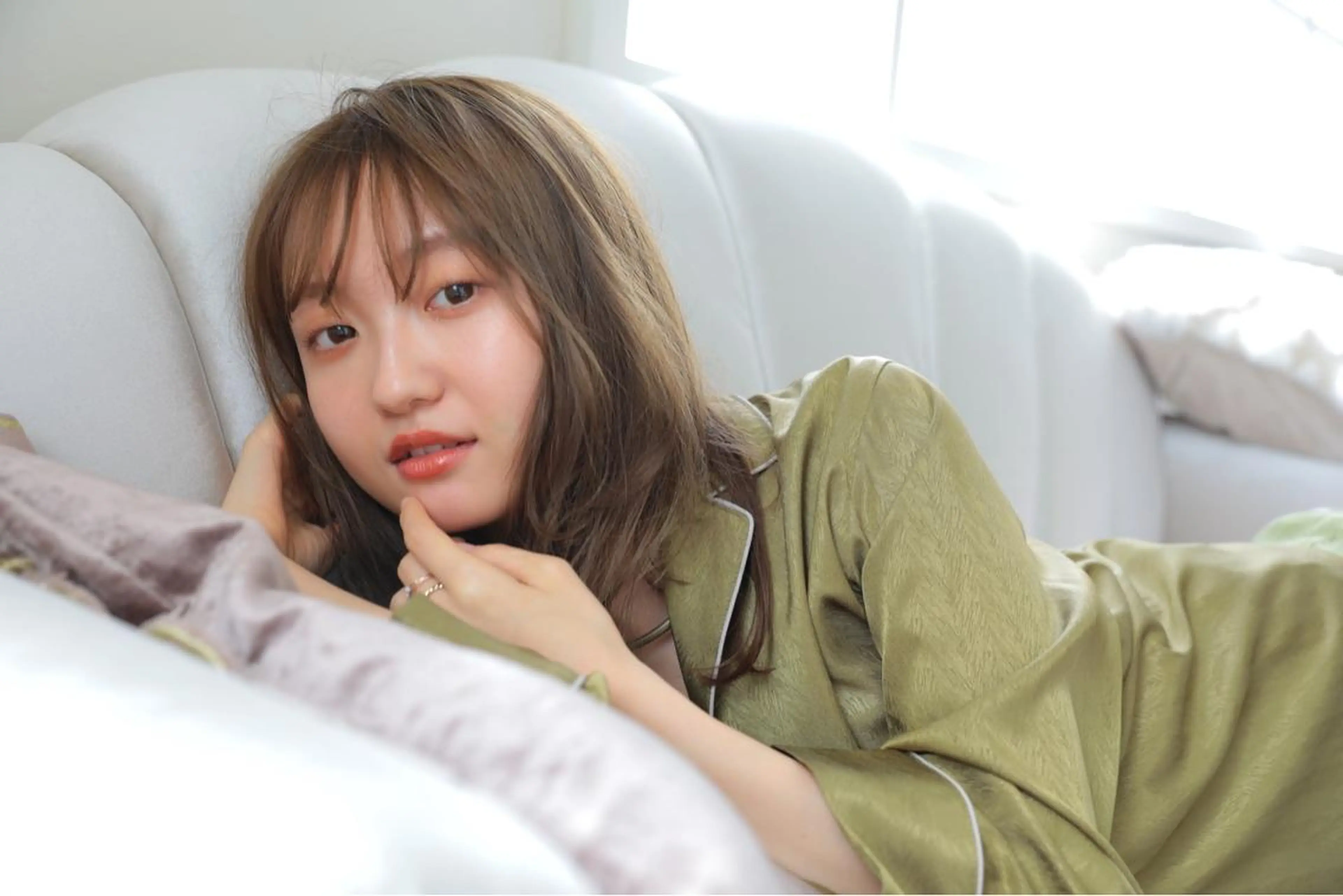 セミロング 藤原 侑香のヘアスタイル