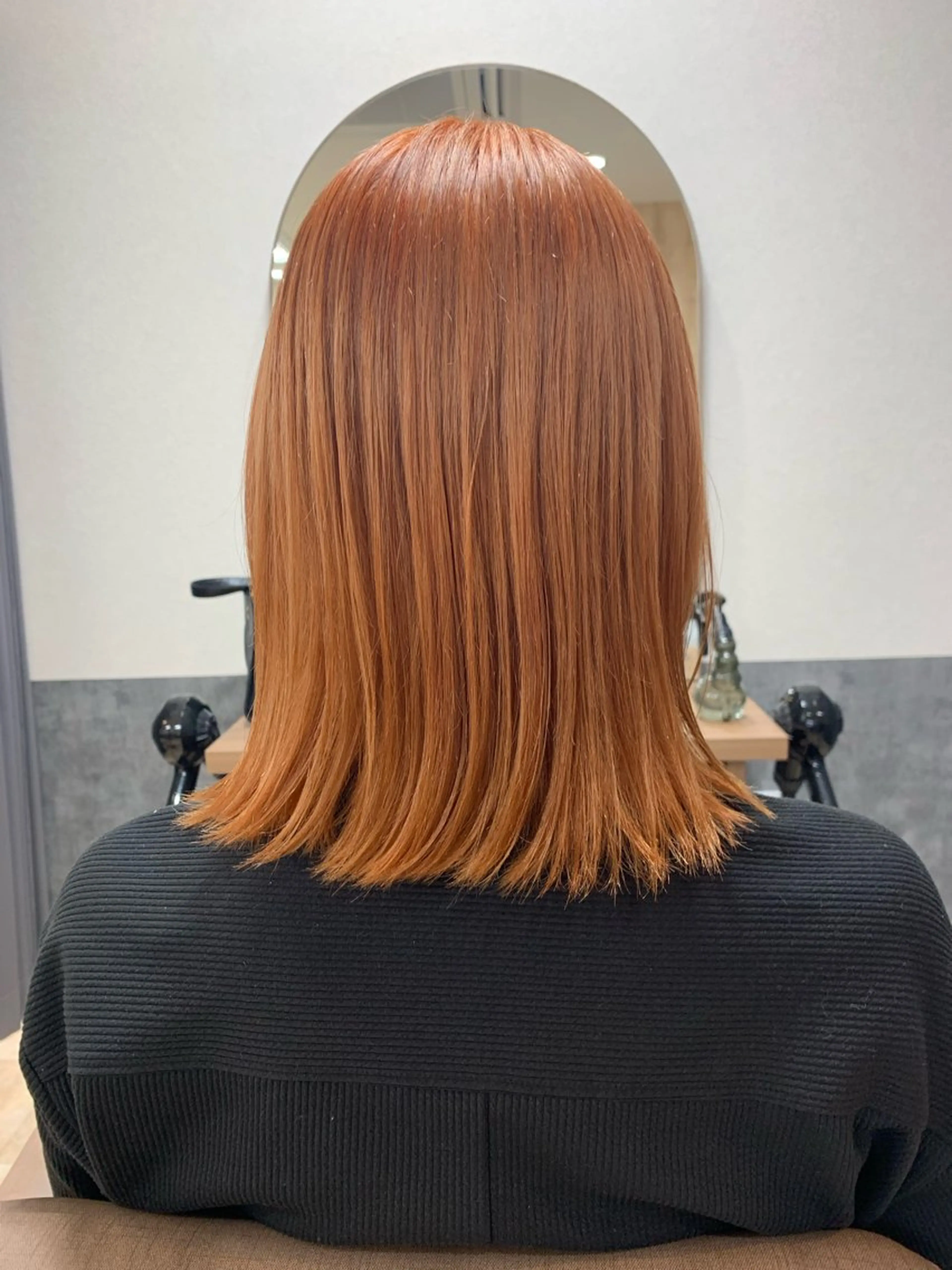 ミディアム カラー オレンジ 赤坂 有季のヘアスタイル