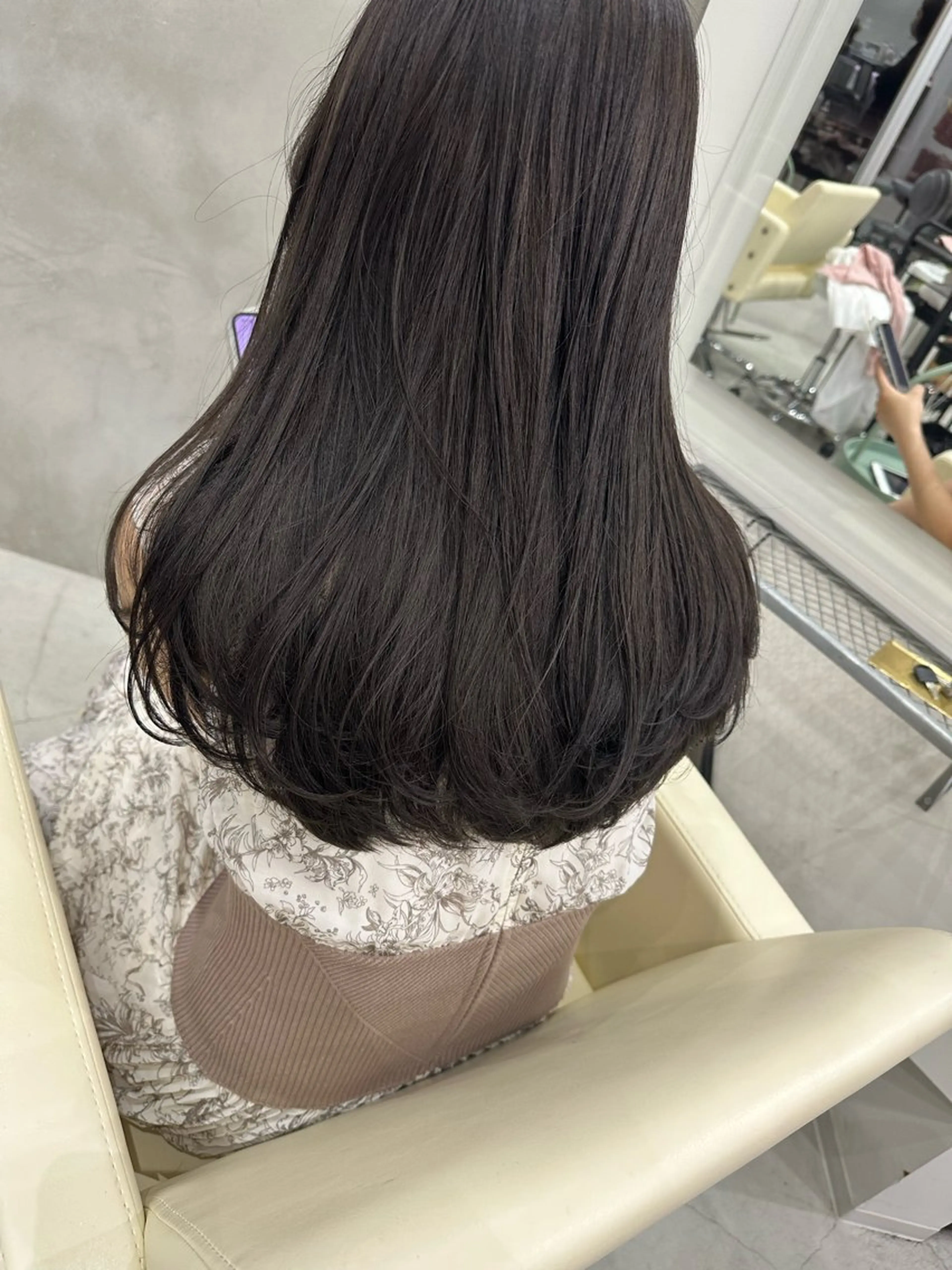 ロング カラー さあや 【透け感/艶感】のヘアスタイル