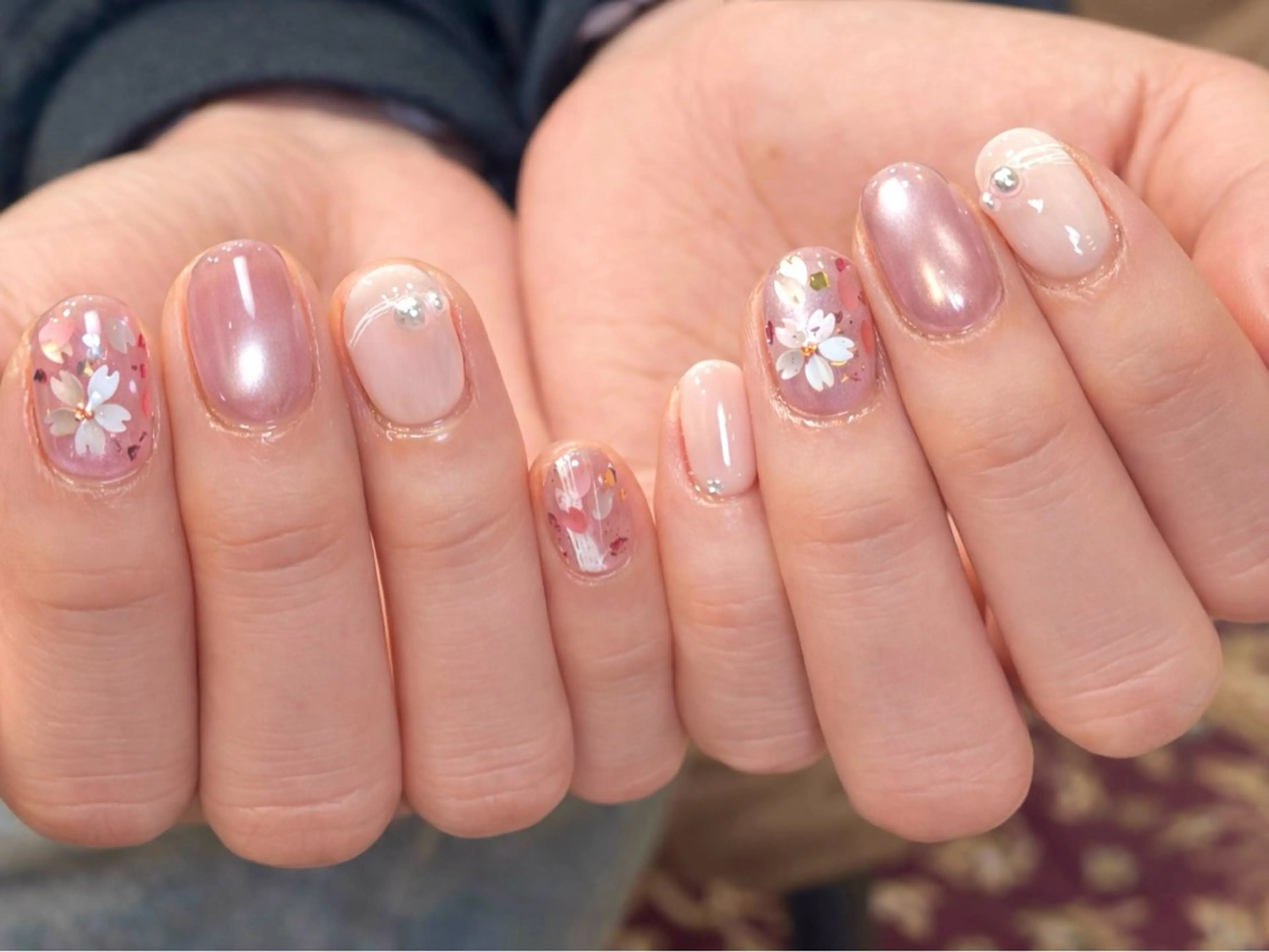 ネイル ニュアンスネイル オフィスネイル シンプルネイル 春ネイル ハンドネイル NutNut 原宿/北参道【ナットナット】所属・清水 夏澪のネイルデザイン