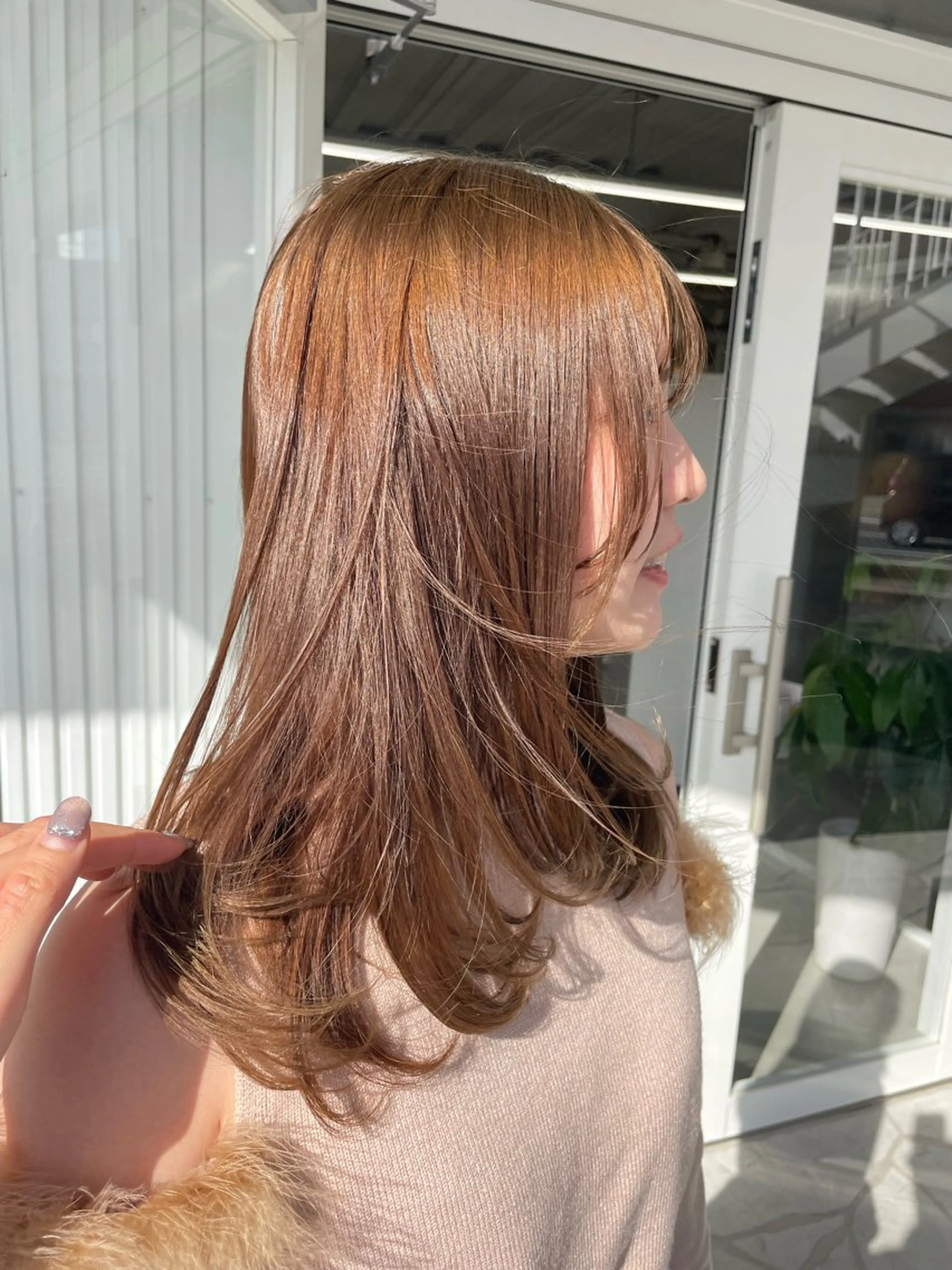 セミロング カラー ブリーチ ブリーチなしカラー カット ヘアカラー 錦 茉李 @lm.mari03のヘアスタイル