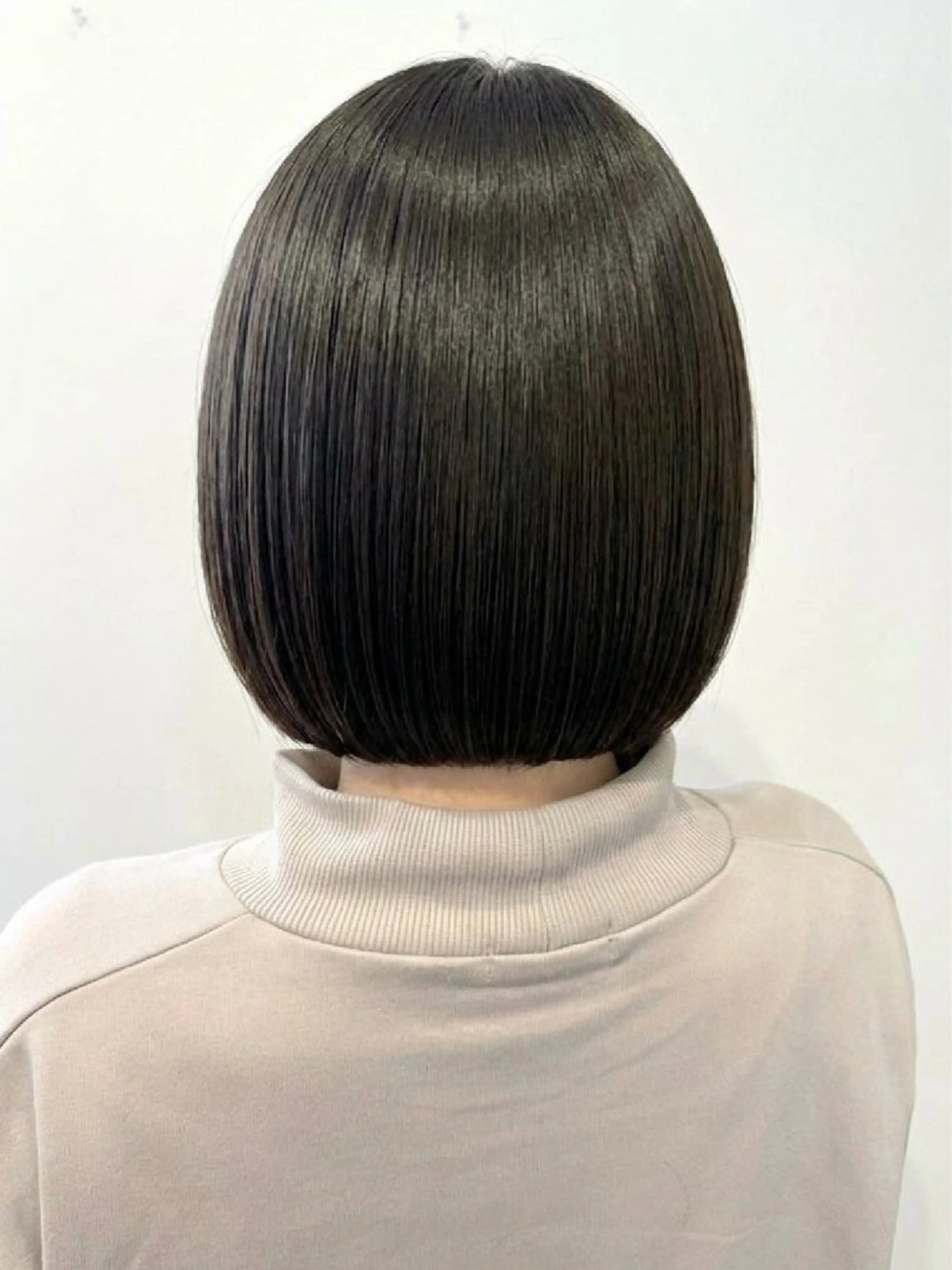 ショート ヘアカラー トリートメント 艶髪特化 しゅんぼう 長岡髪質改善のヘアスタイル