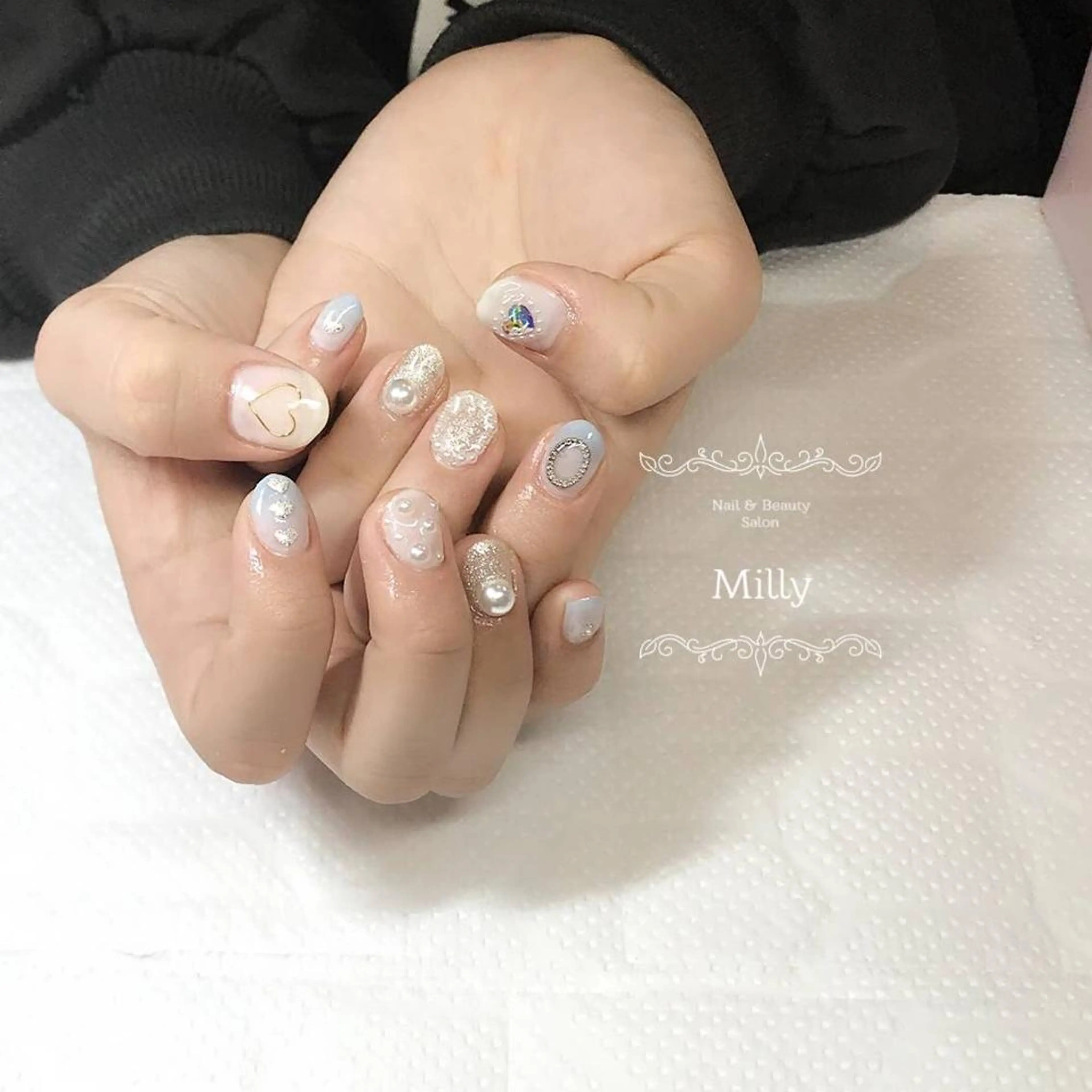 ネイル シルバー milly nail （予約担当)のネイルデザイン