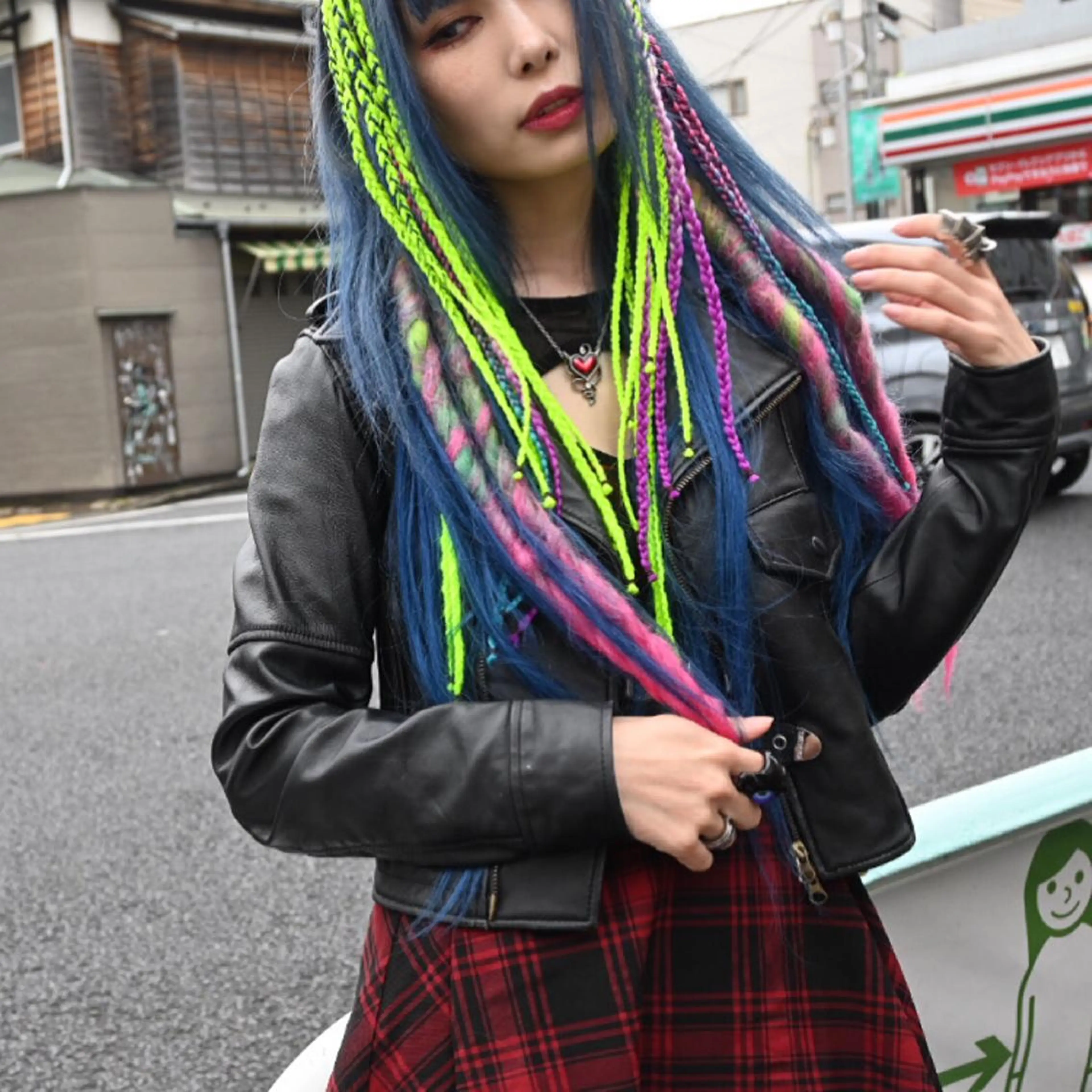 特殊ヘア師 /TANIのヘアスタイル