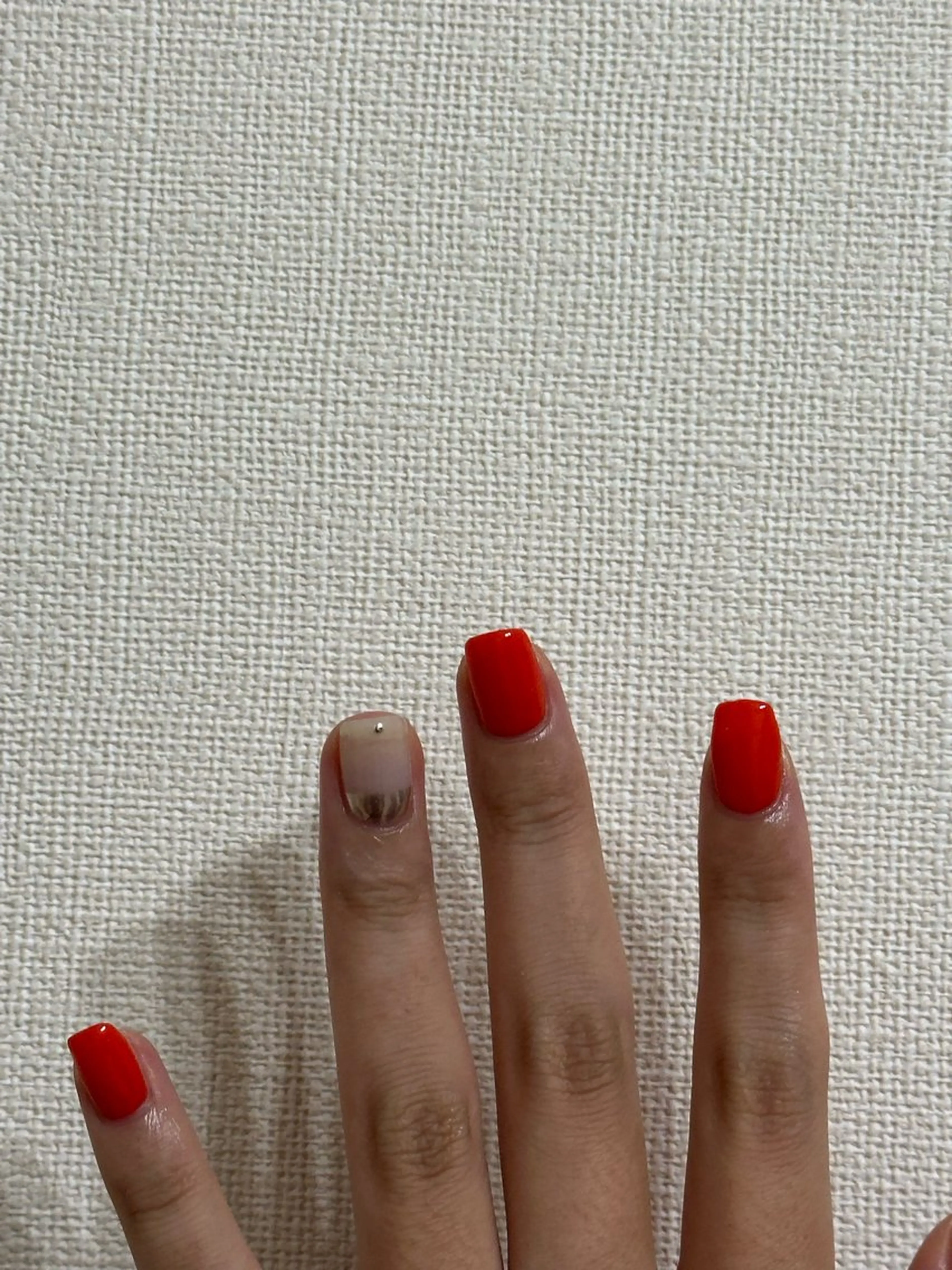 ネイル アートネイル オレンジ ハンドネイル フットネイル kiii.__ ✴︎*のネイルデザイン