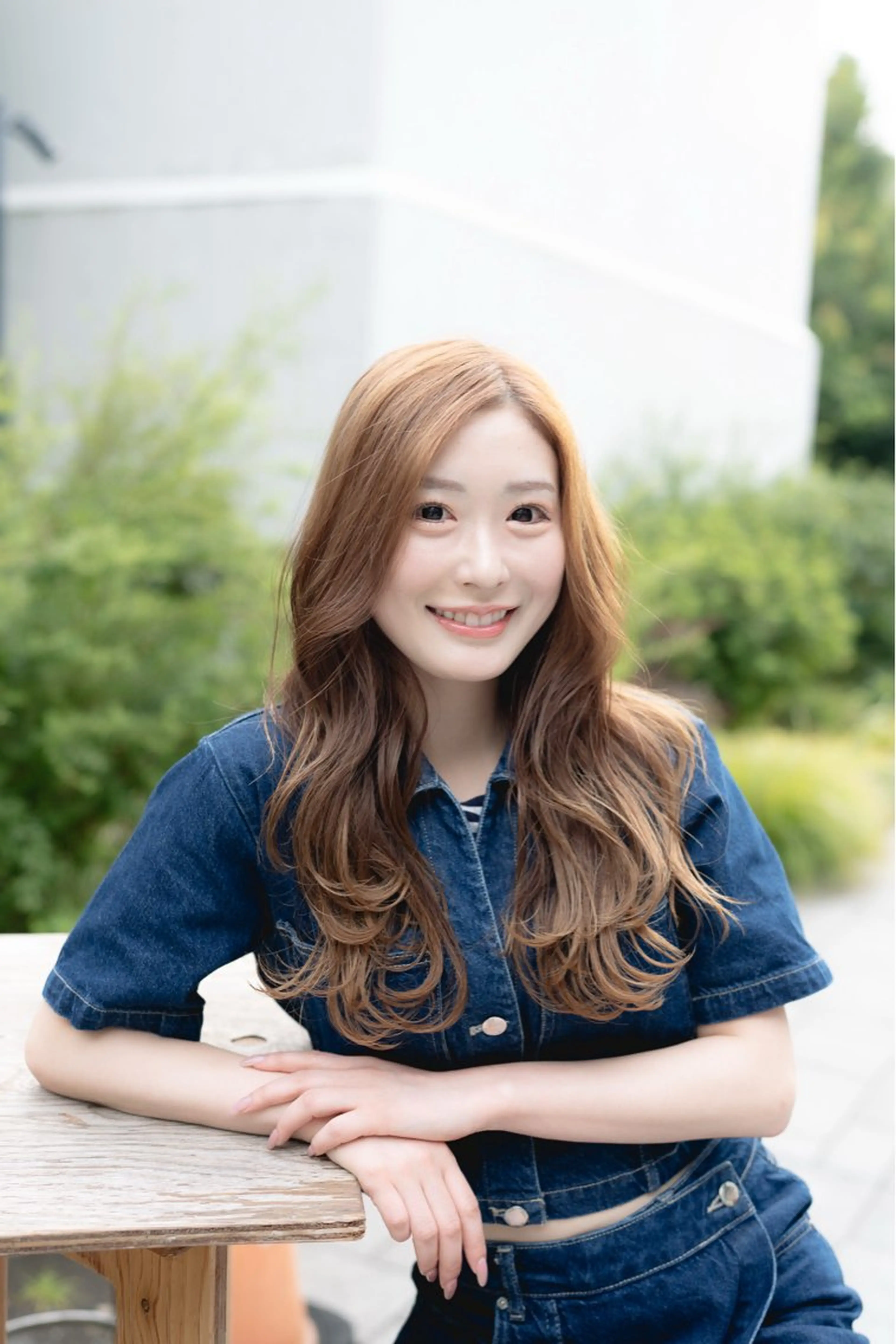 ロング 切りっぱなしボブ ロングレイヤー ボブ 顔まわりレイヤー 顔周りカット カット ヘアカラー トリートメント 🌟髪質改善ケアカラ ー美髪縮毛矯正y🌟のヘアスタイル