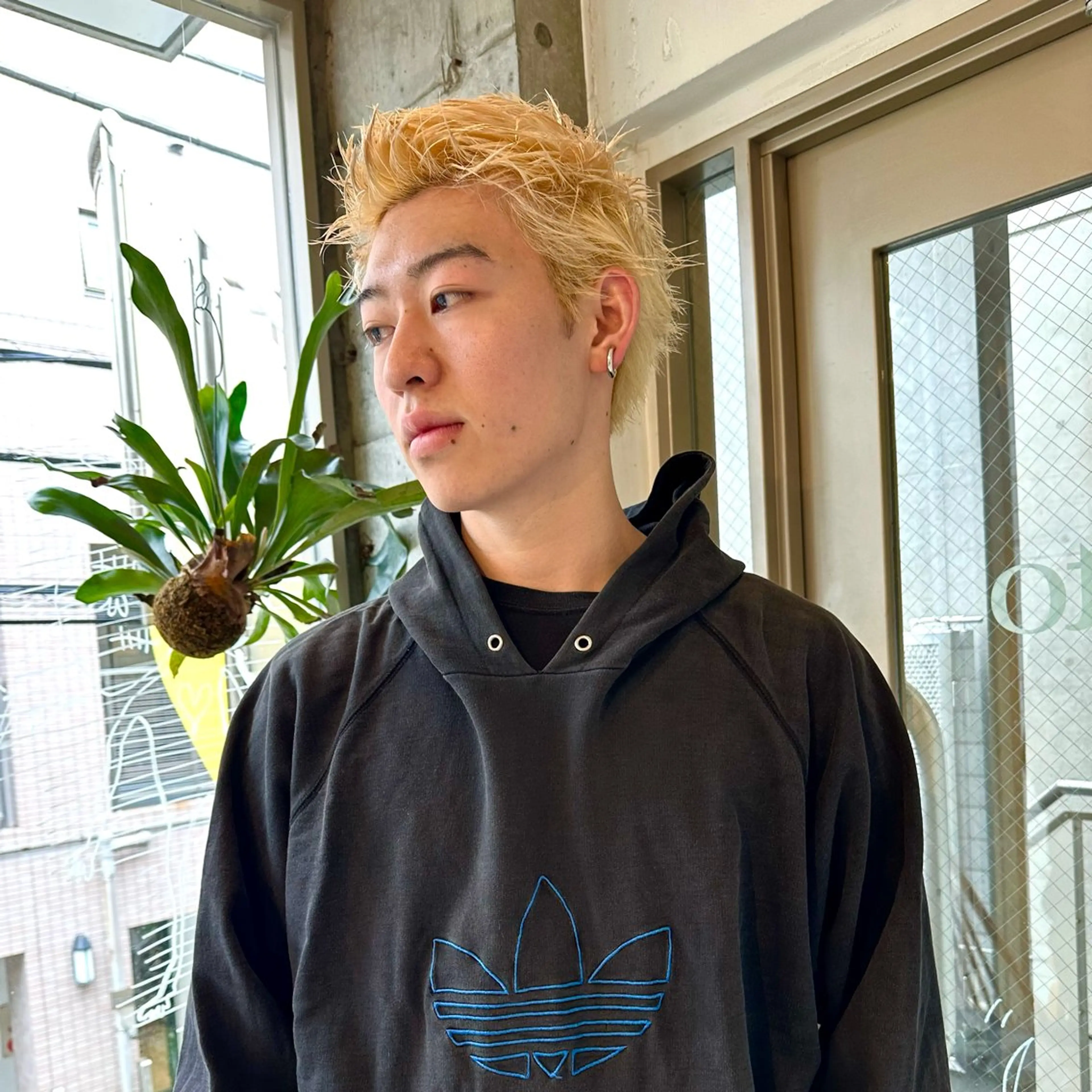 ショート カラー メンズ メンズブリーチ メンズベリーショート ベリーショート ブリーチ 抜きっぱなしブロンド カット ヘアカラー 🌈圧倒的デザイン パーマ　関和希のヘアスタイル