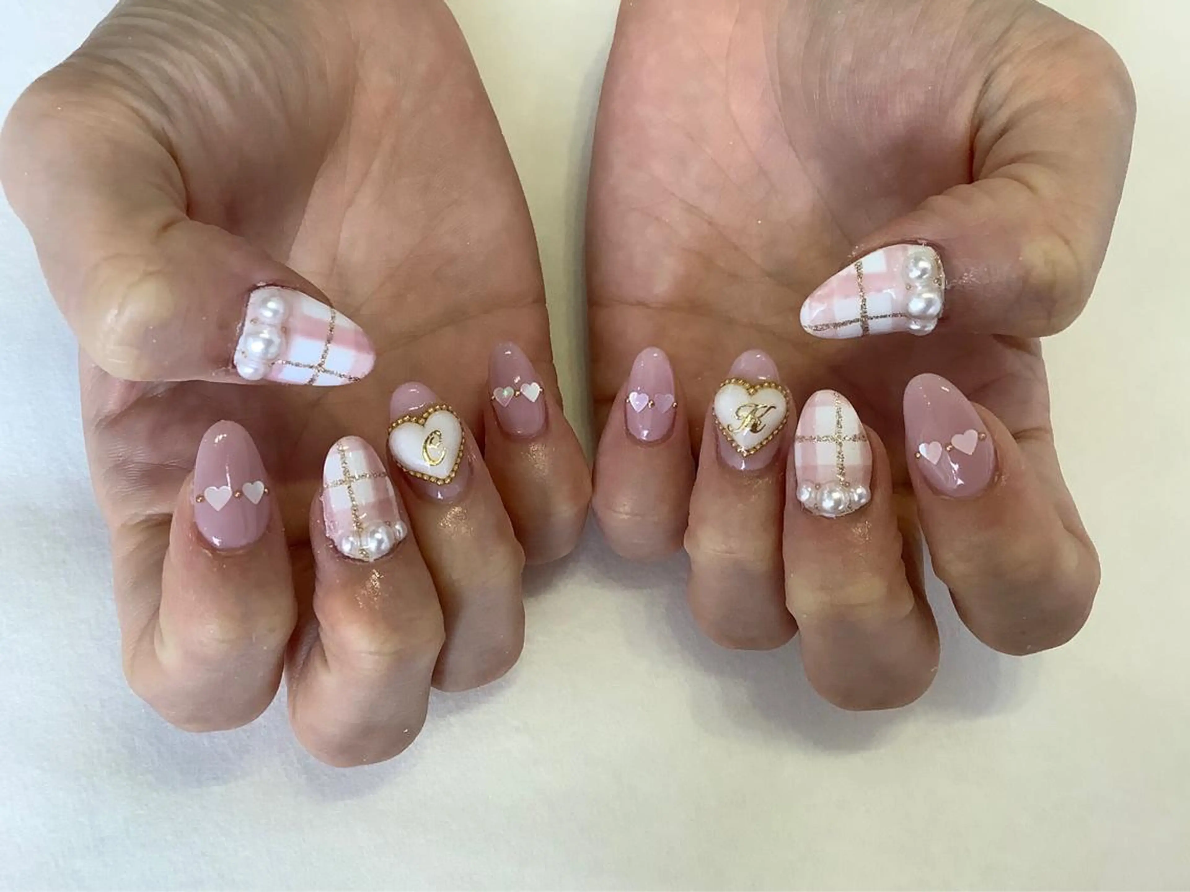 ネイル ハンドネイル 💎🐰 saki. m 🐰💎のネイルデザイン