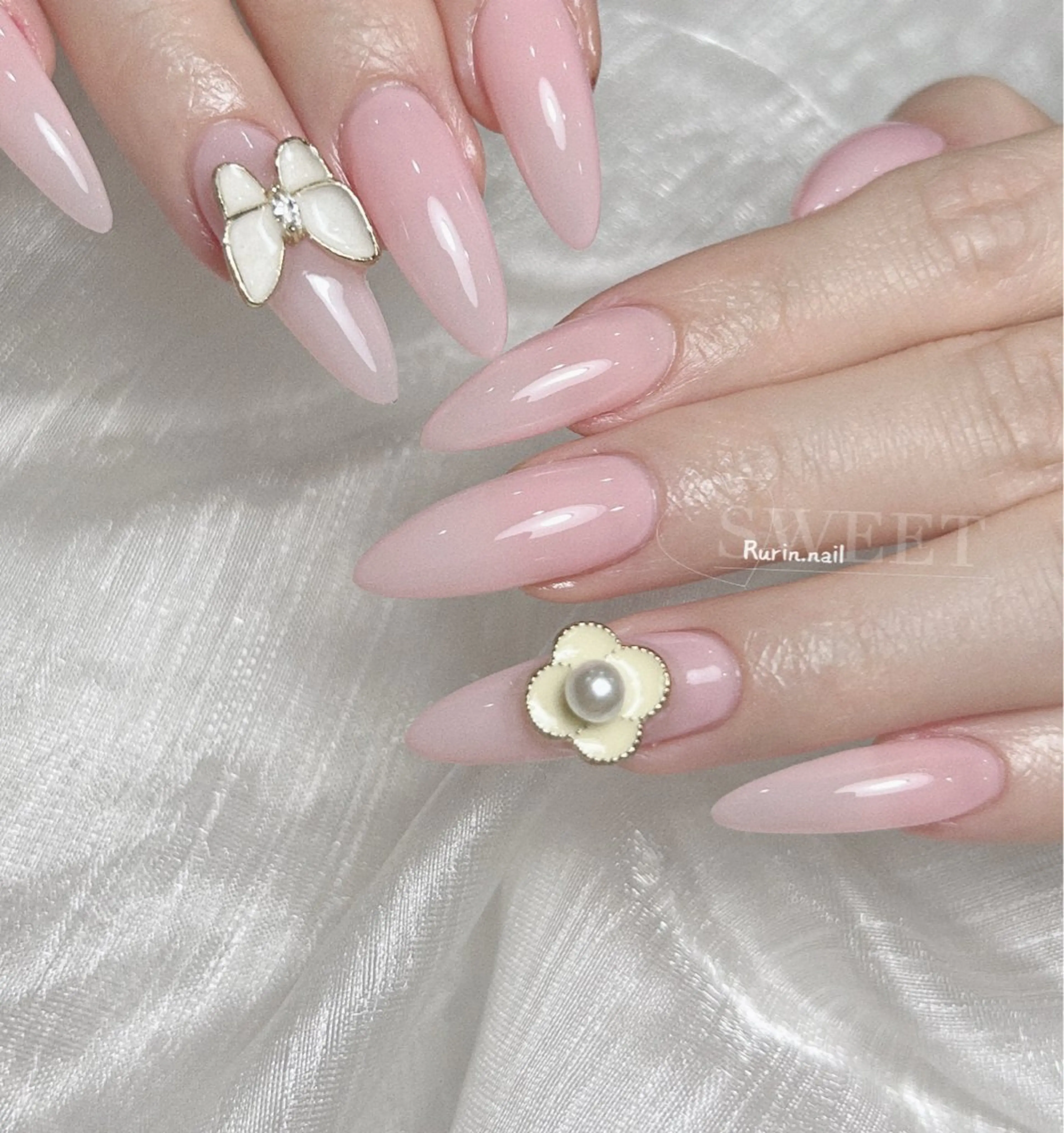 ネイル ハンドネイル ルリン サロン💅のネイルデザイン