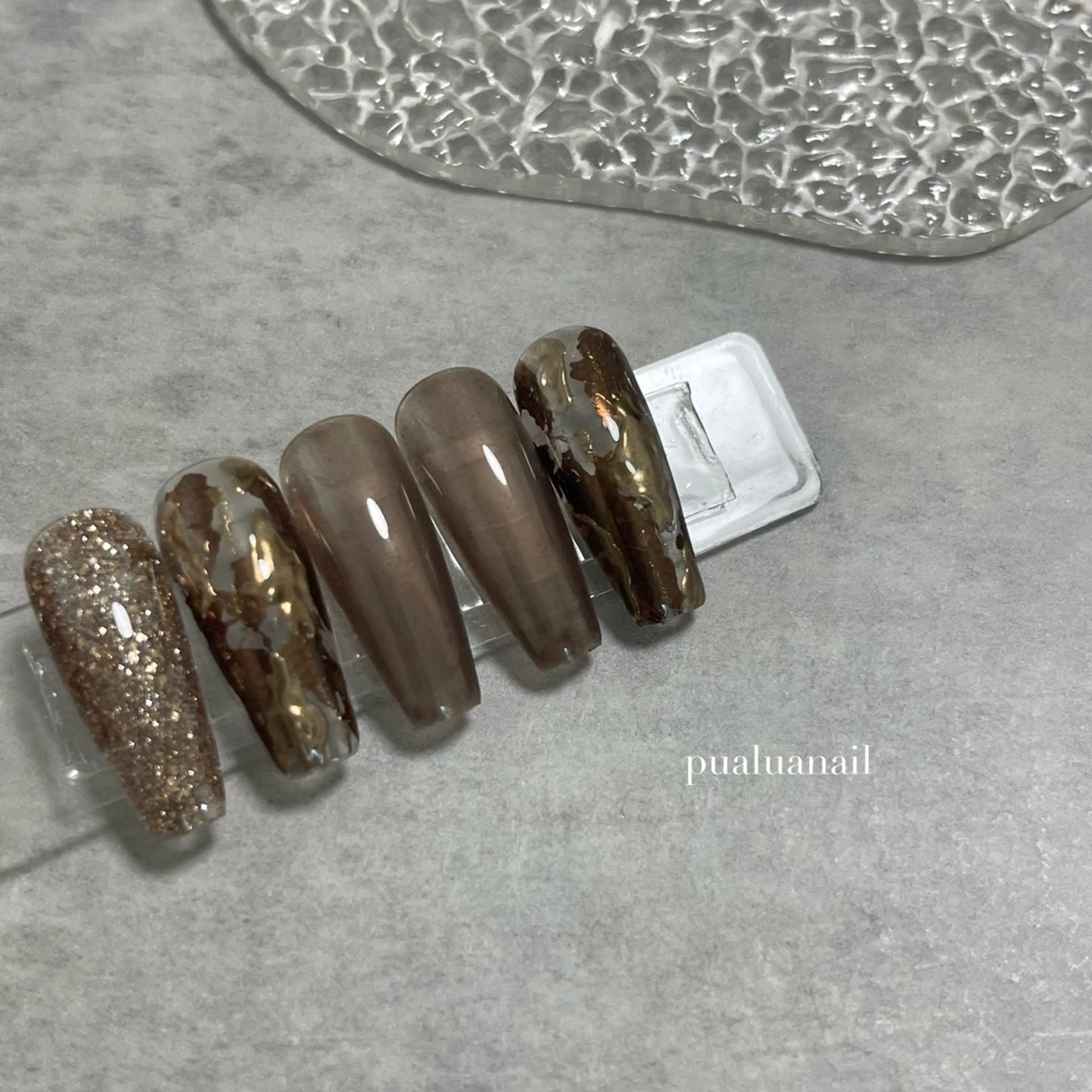 ネイル アニマル柄 ニュアンスネイル ハンドネイル pualua miharuのネイルデザイン