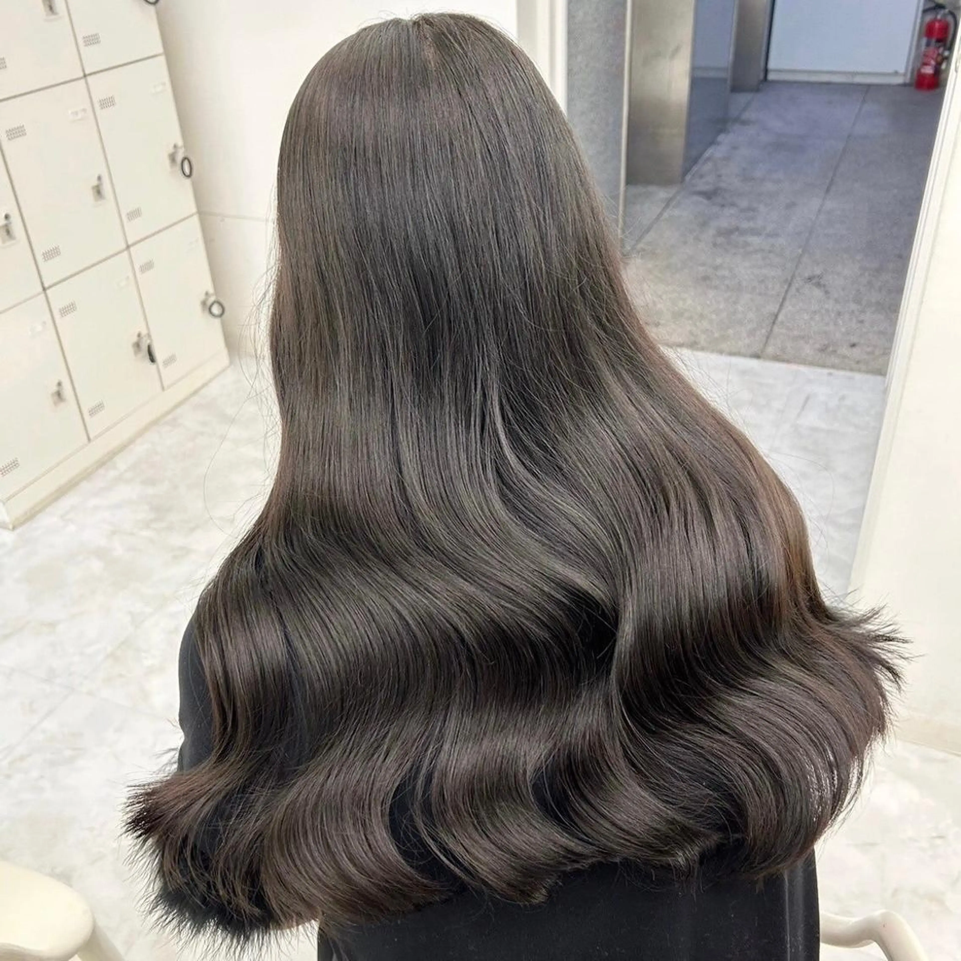 ミディアム ヘアカラー トリートメント ヘアセット 韓国ヘア/レイヤー 🩶トレンドスタイルのヘアスタイル