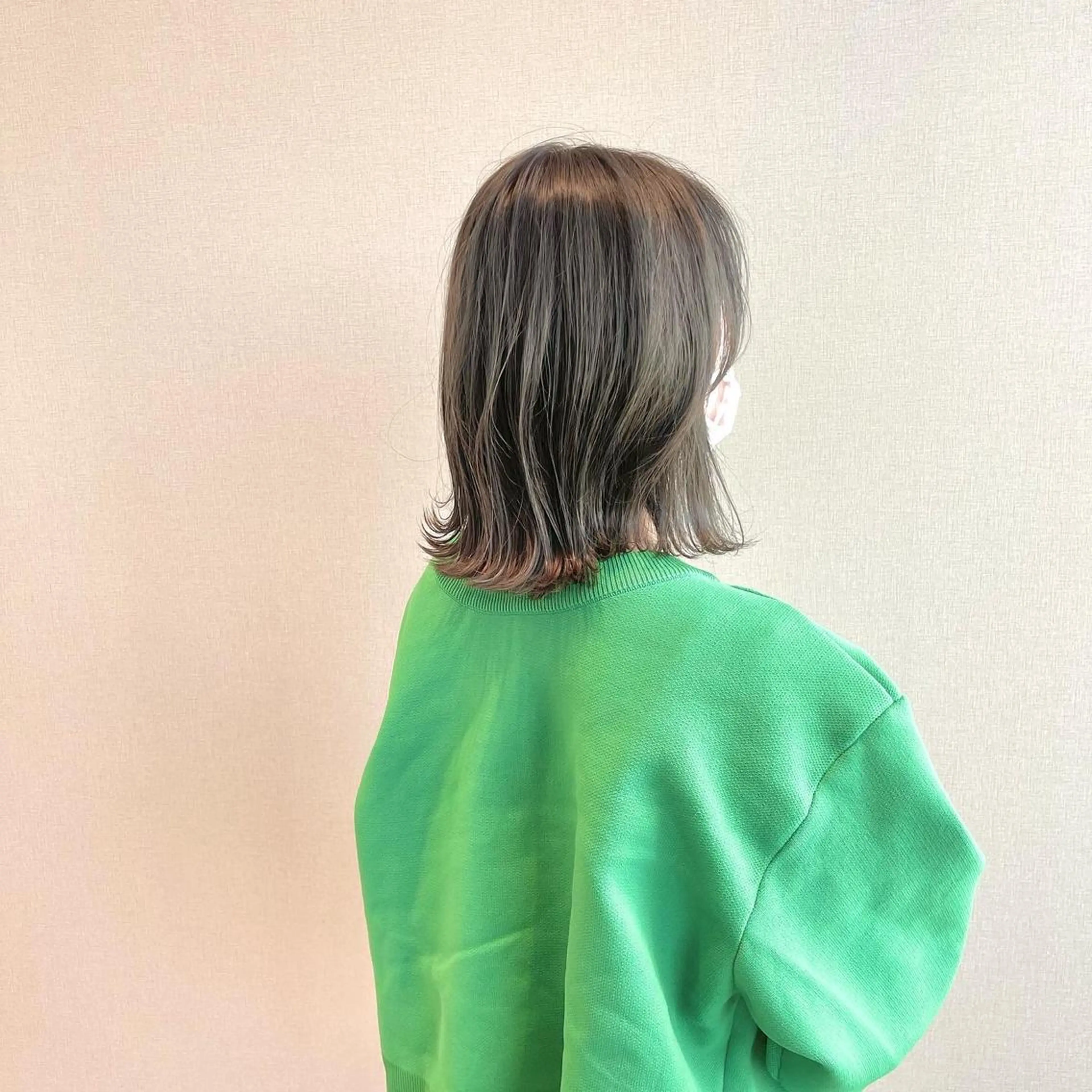 ミディアム 切りっぱなしボブ/ 蒲生四丁目/伊藤瑠唯のヘアスタイル