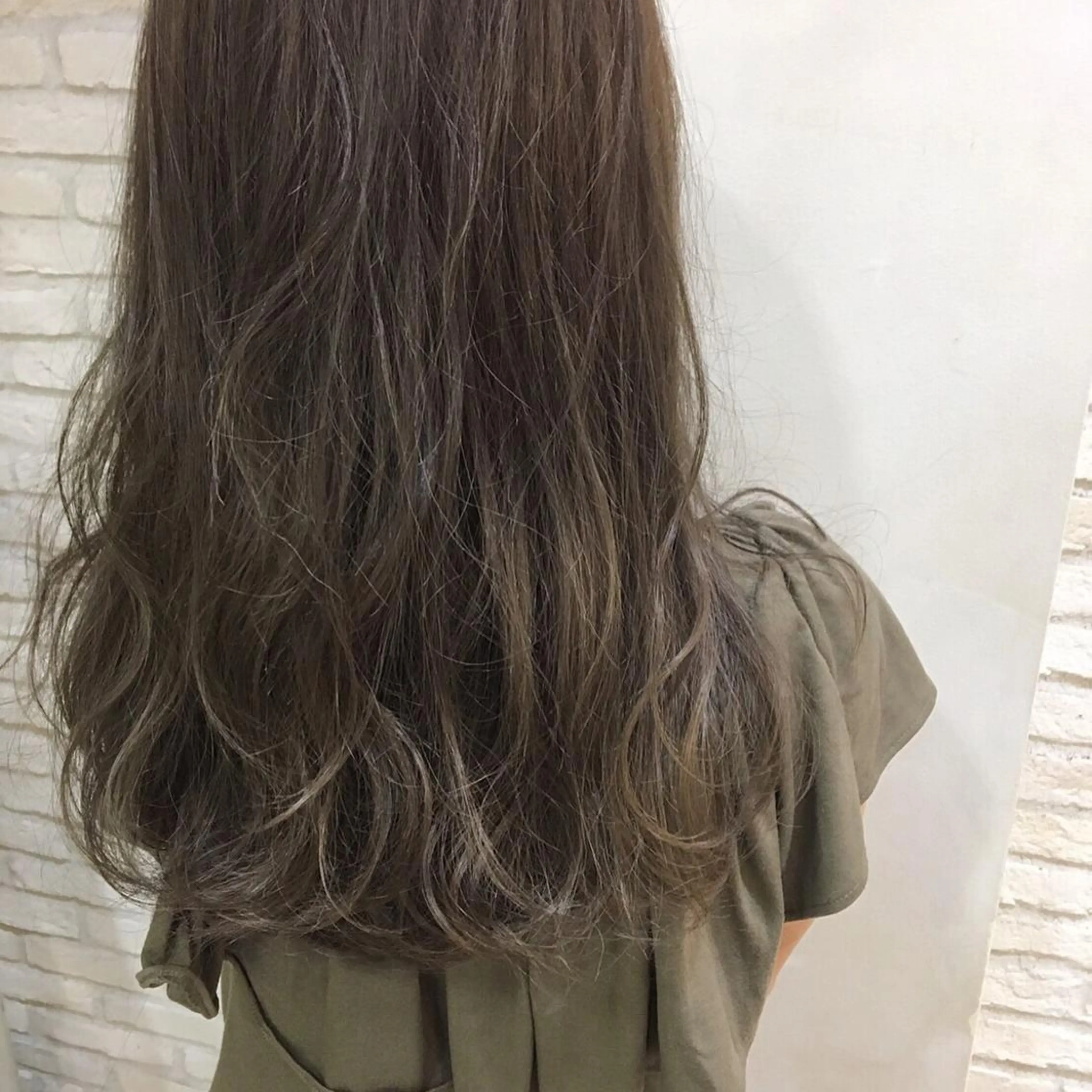 ロング カラー ヘアアレンジ グラデーションカラー ハイライトカラー ハイライト 平内 賢人のヘアスタイル