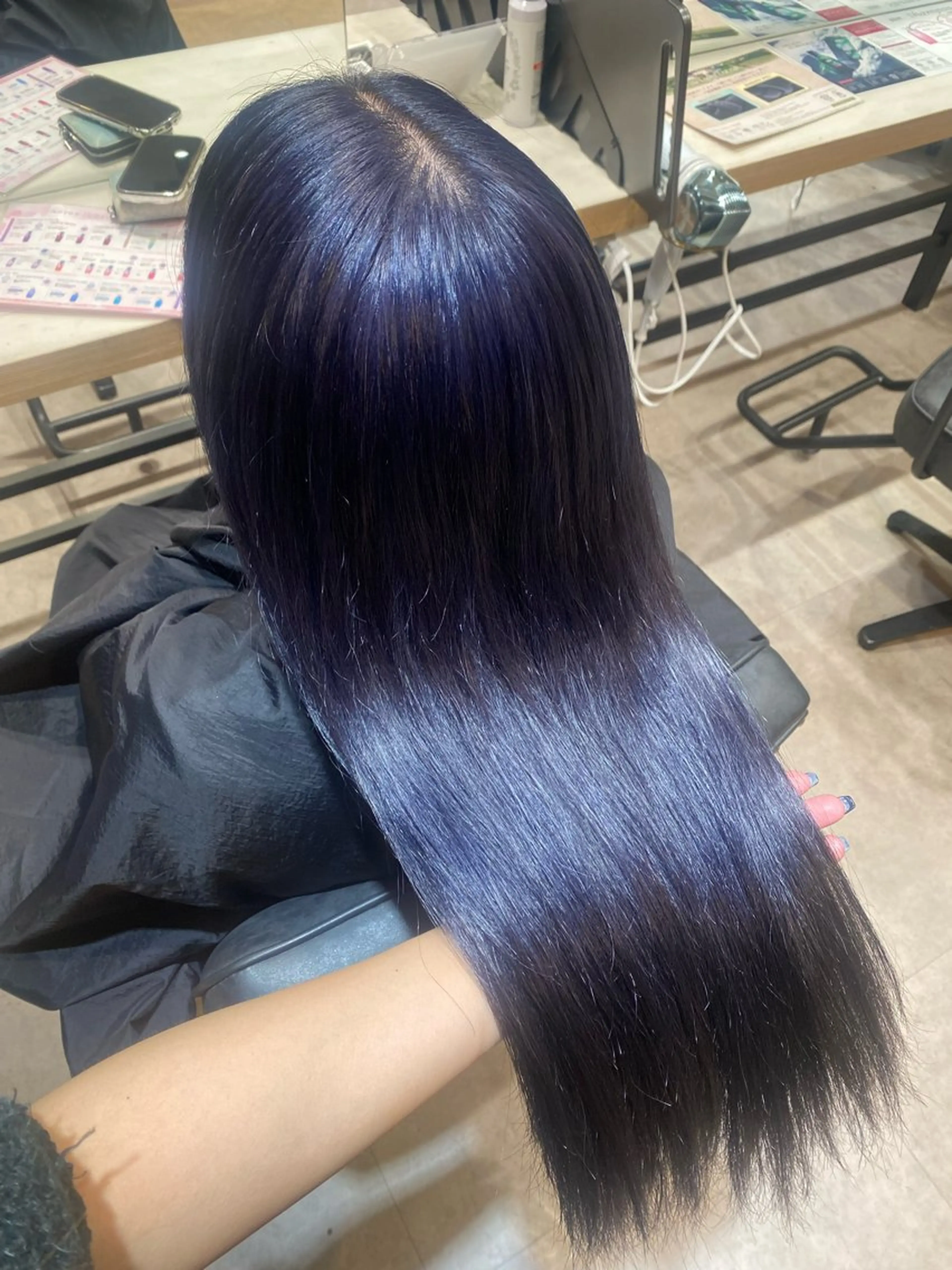 ロング 🌸cocomi🌸 透明感カラー🩶パリのヘアスタイル