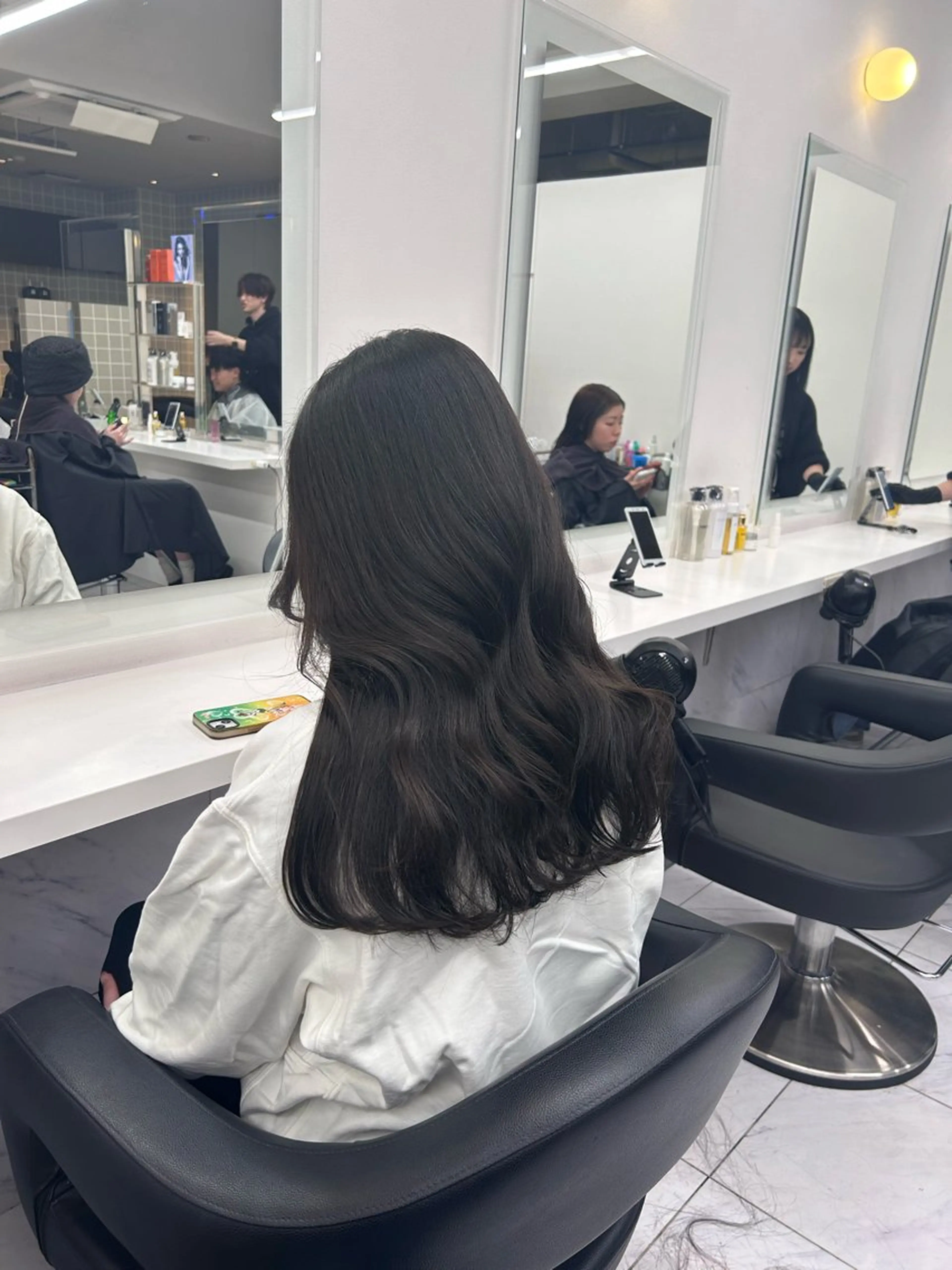 ロング カラー パーマ ヘアアレンジ メンズ キッズ ブリーチなしカラー/ ブラウン/レイヤーのヘアスタイル