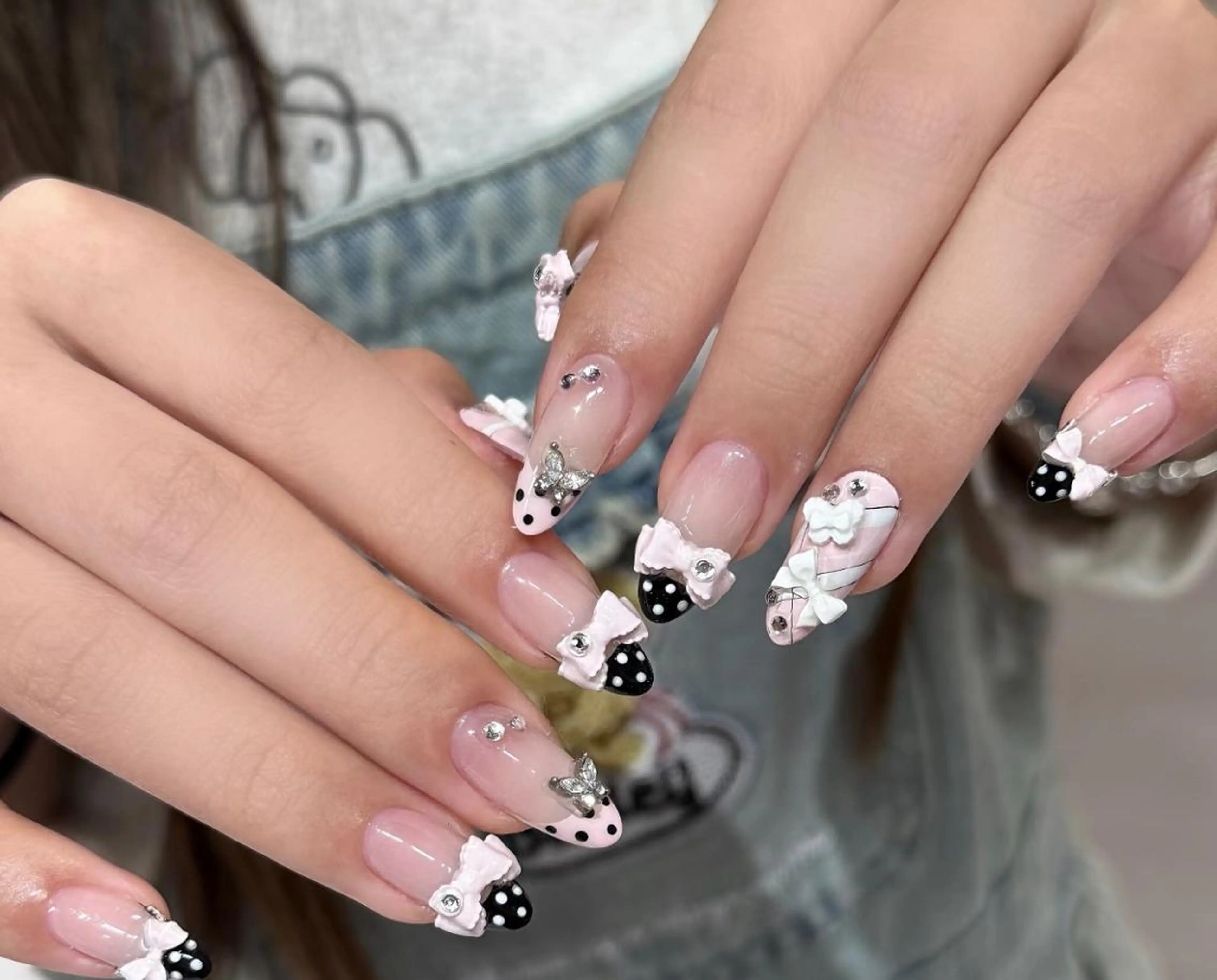 ネイル ハンドネイル 🎀 NaNa_nailのネイルデザイン