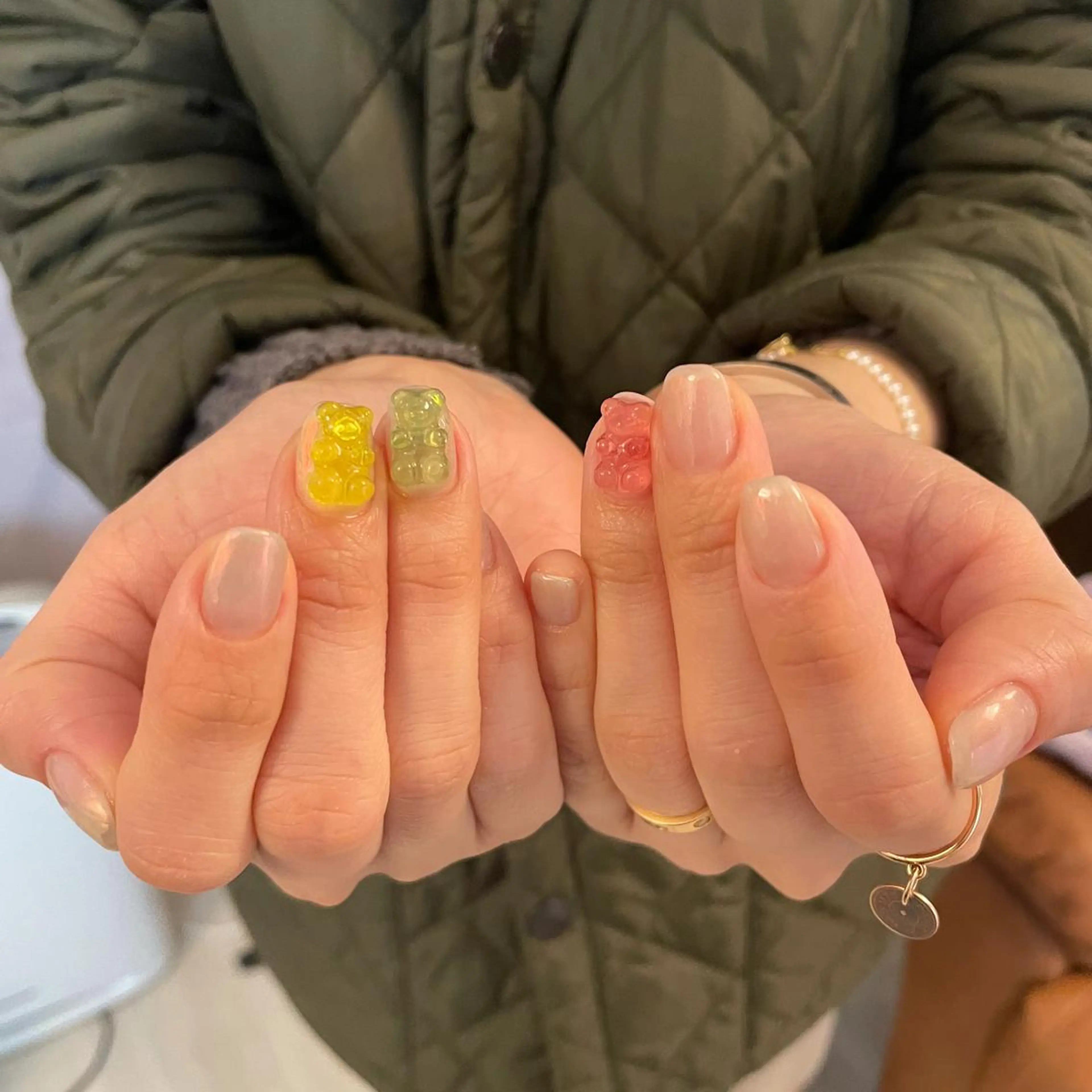 ショート ネイル ジェルネイル マグネットネイル ニュアンスネイル ワンカラーネイル パラジェル 10ten所属・10ten Mikiのネイルデザイン