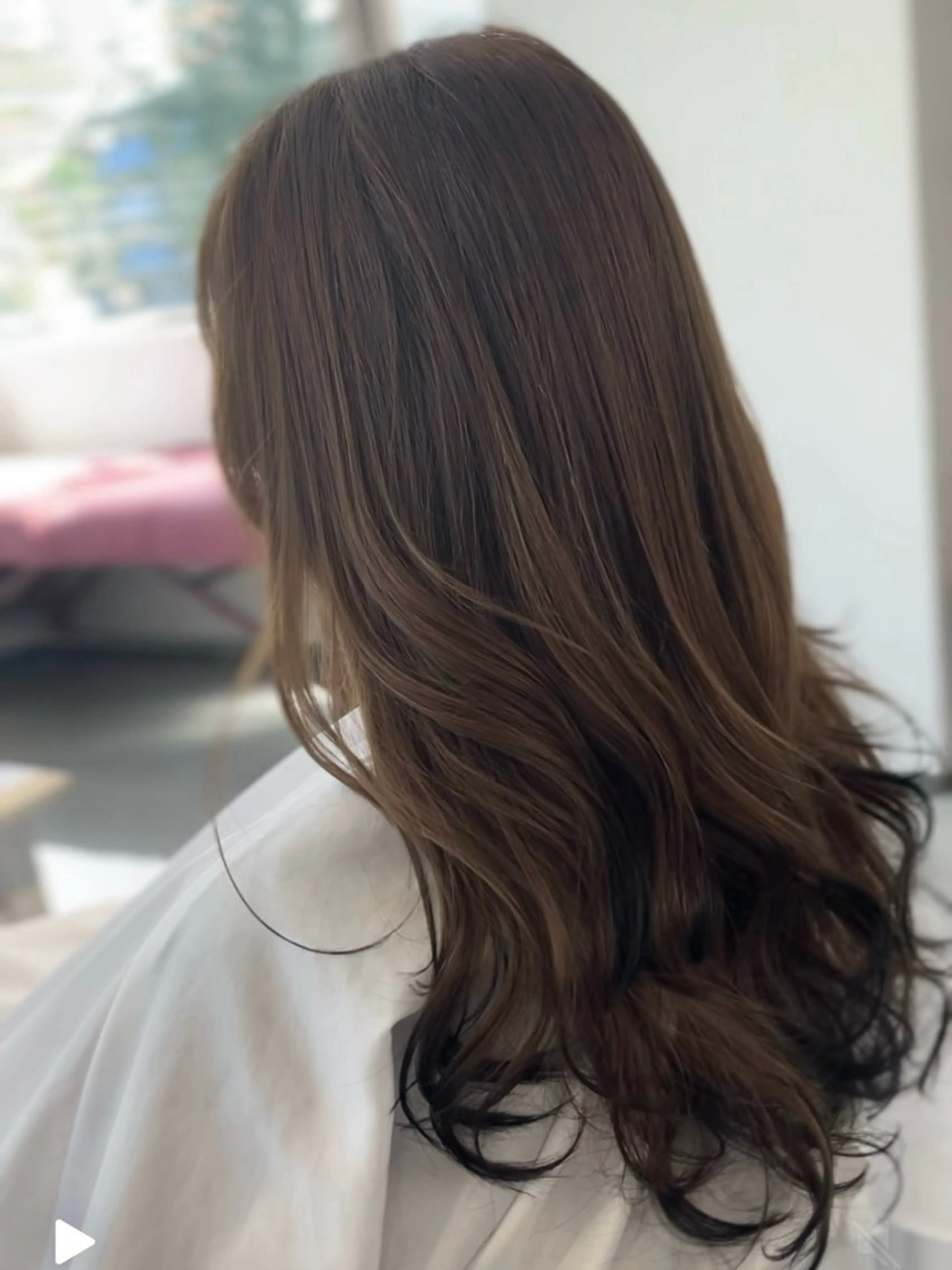 ロング カラー 黒髪 ピンクカラー レイヤーカット カット ヘアカラー トリートメント 横野 孝志のヘアスタイル