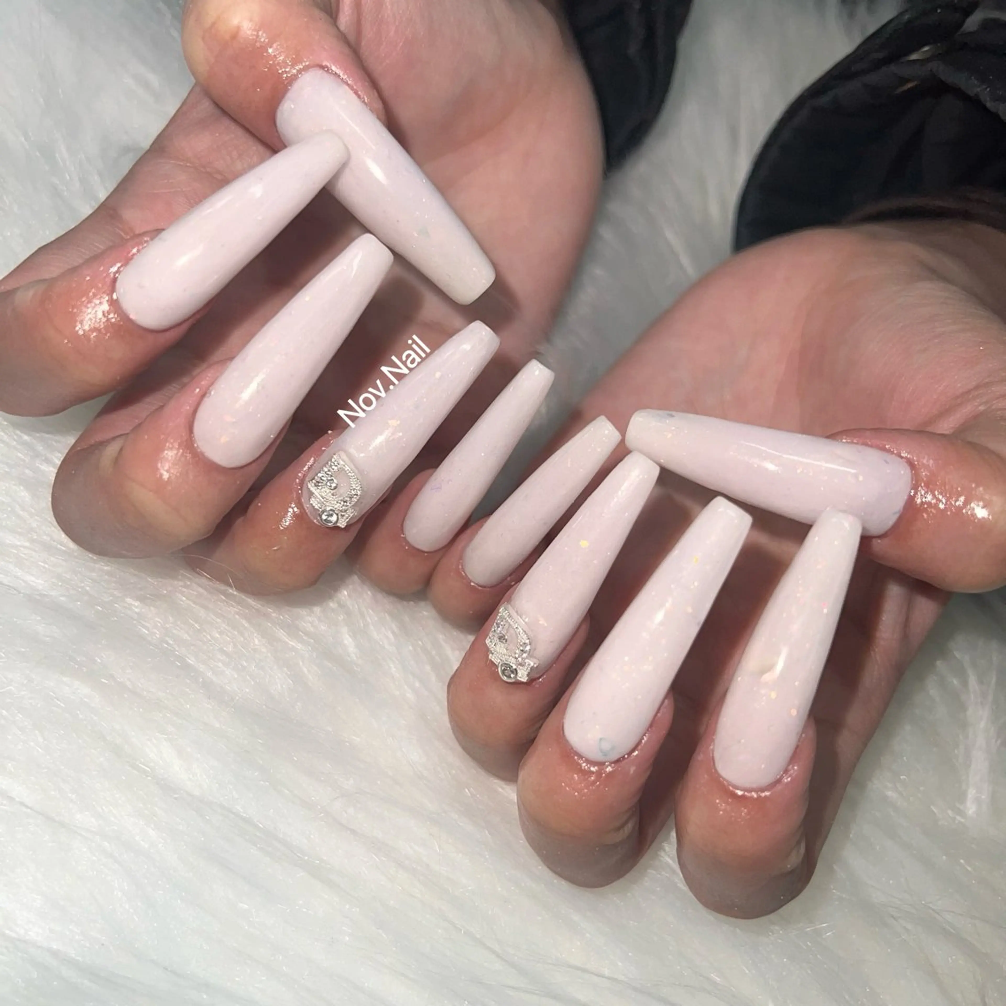 ネイル Nov. ネイルサロンのネイルデザイン