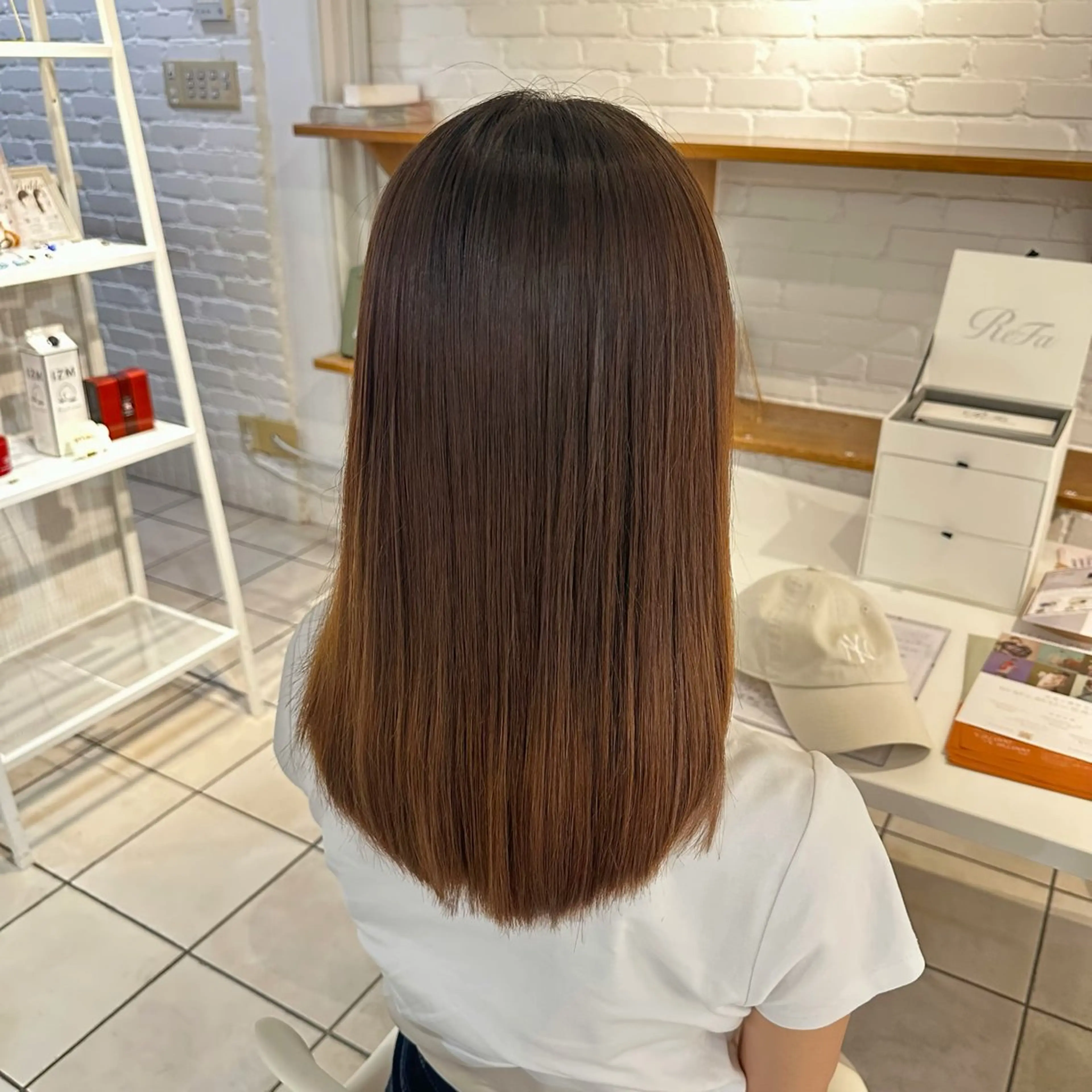 ミディアム VAN COUNCIL春日井店所属・van shionのヘアスタイル