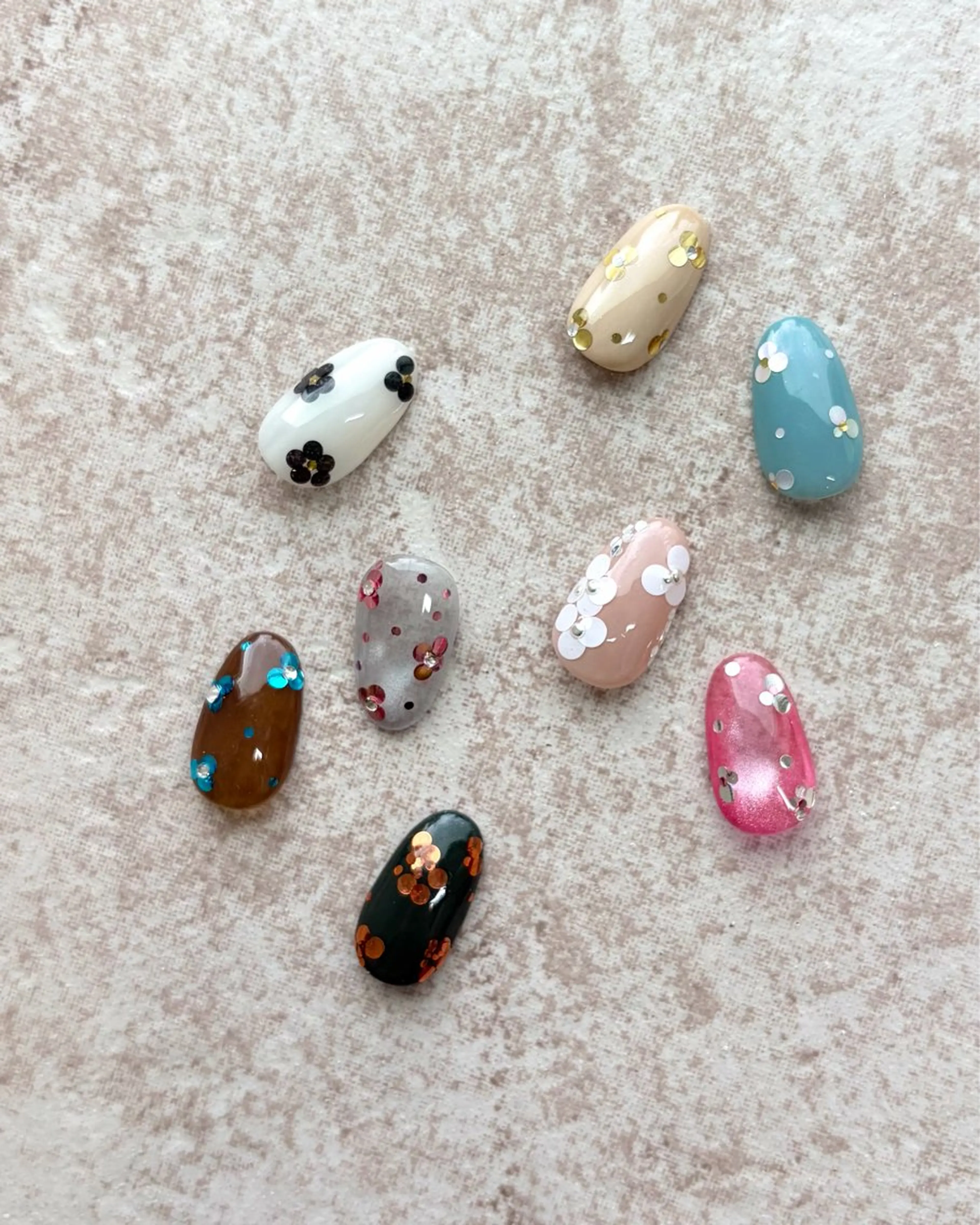 【初回オフ無料】Flower design💐 春らしい指先に。カジュアル/シンプル/ガーリーの写真