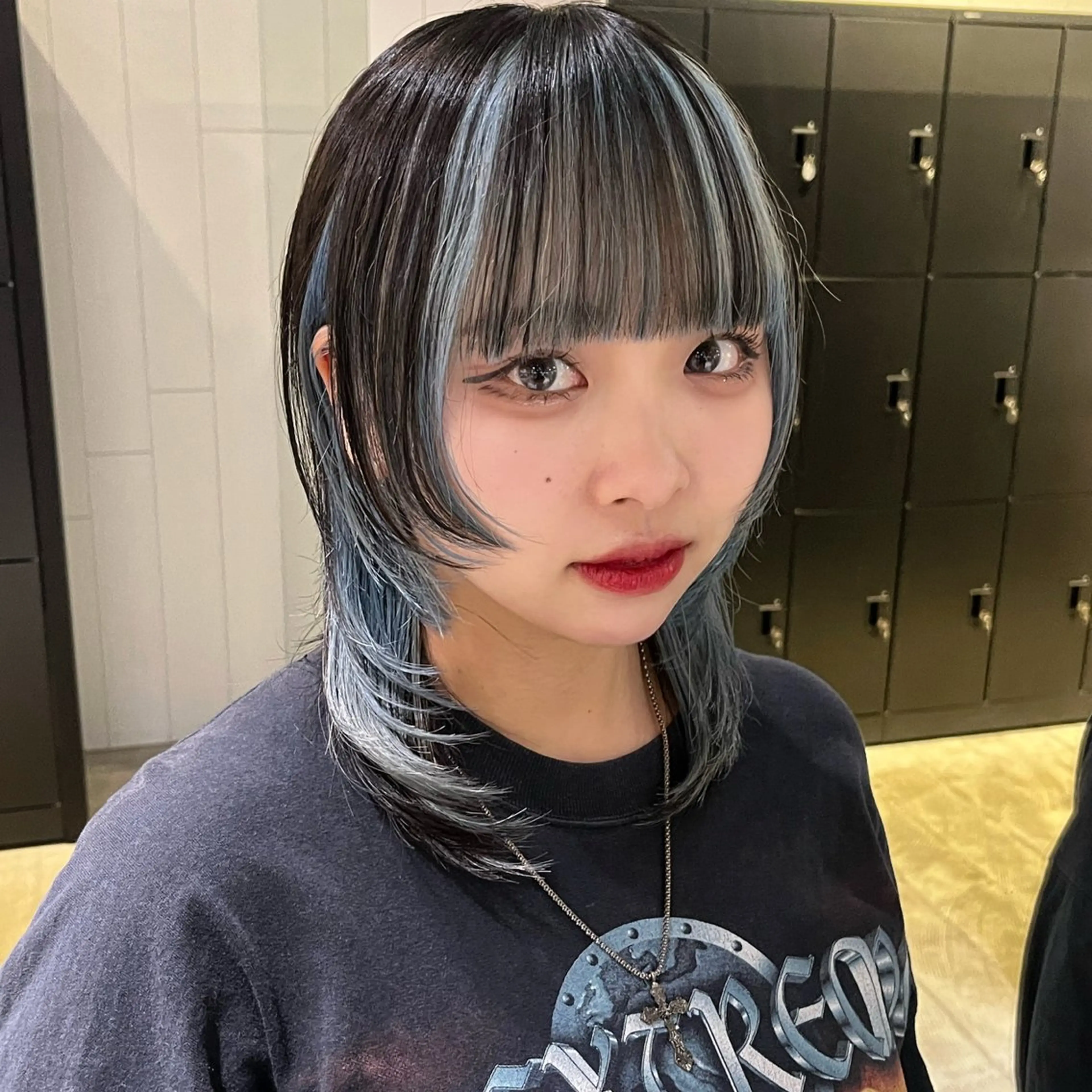 ミディアム カラー ウルフカット カット ヘアカラー トリートメント 池袋/ウルフ /AMATOKYOのヘアスタイル