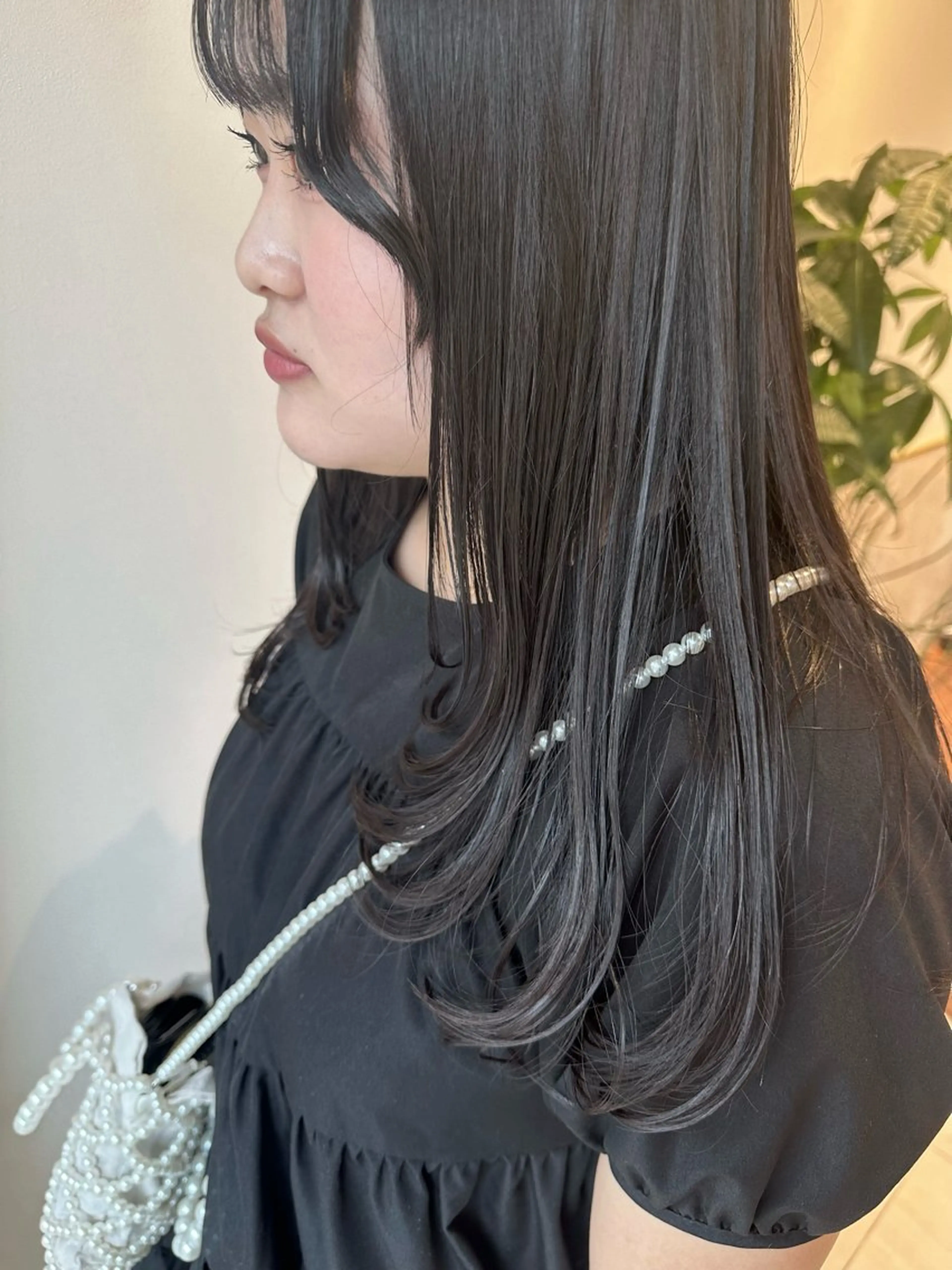 ミニモ学割◎【平日限定】小顔カット＋キューティクルケアトリートメントの写真