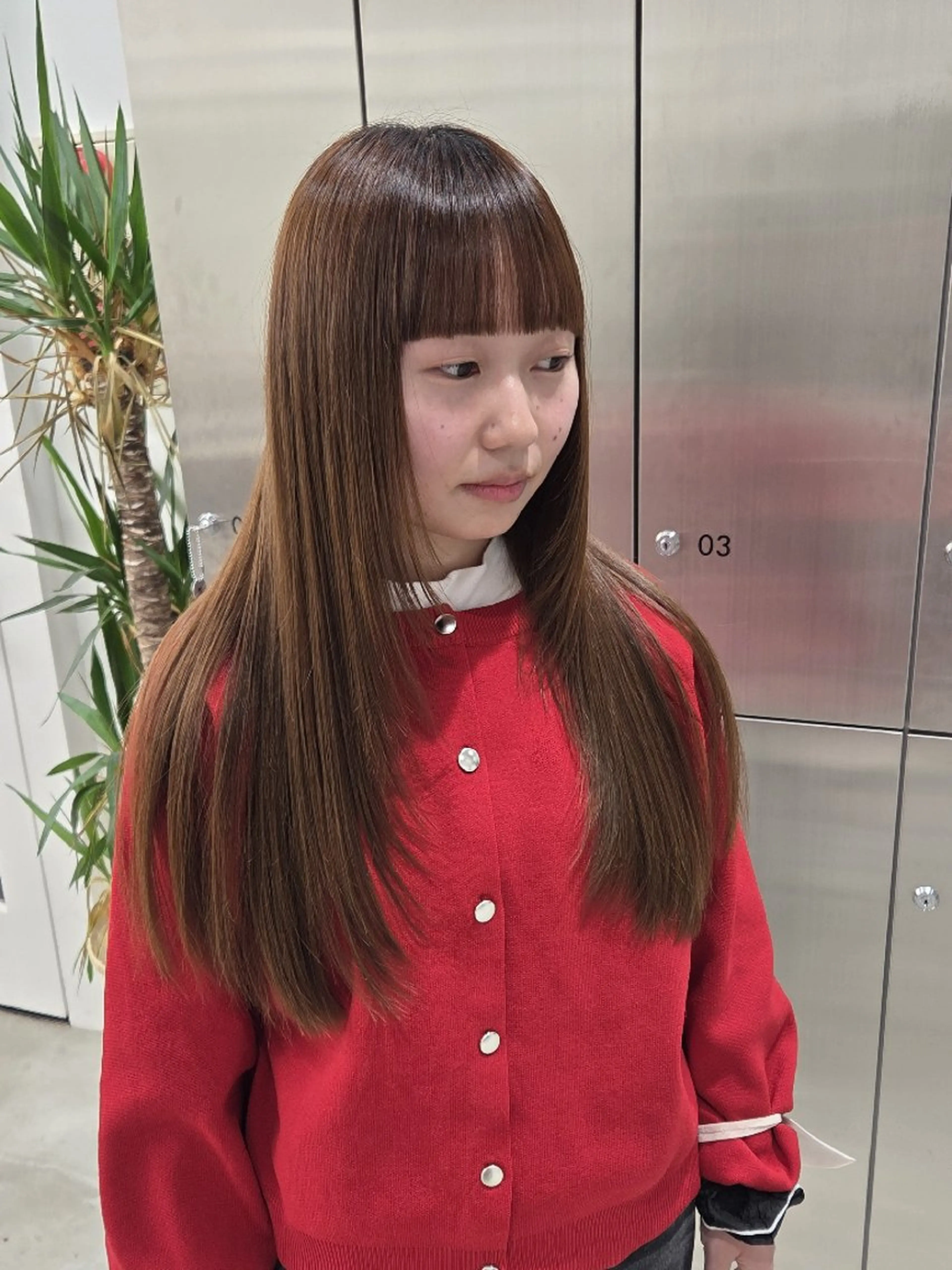 ロング くびれヘア エギョモリ 顔まわりレイヤー 顔周りカット ハッシュカット カット ヘアカラー トリートメント ill 天神大名所属・YOKUTO 前下りボブ/レイヤーのヘアスタイル